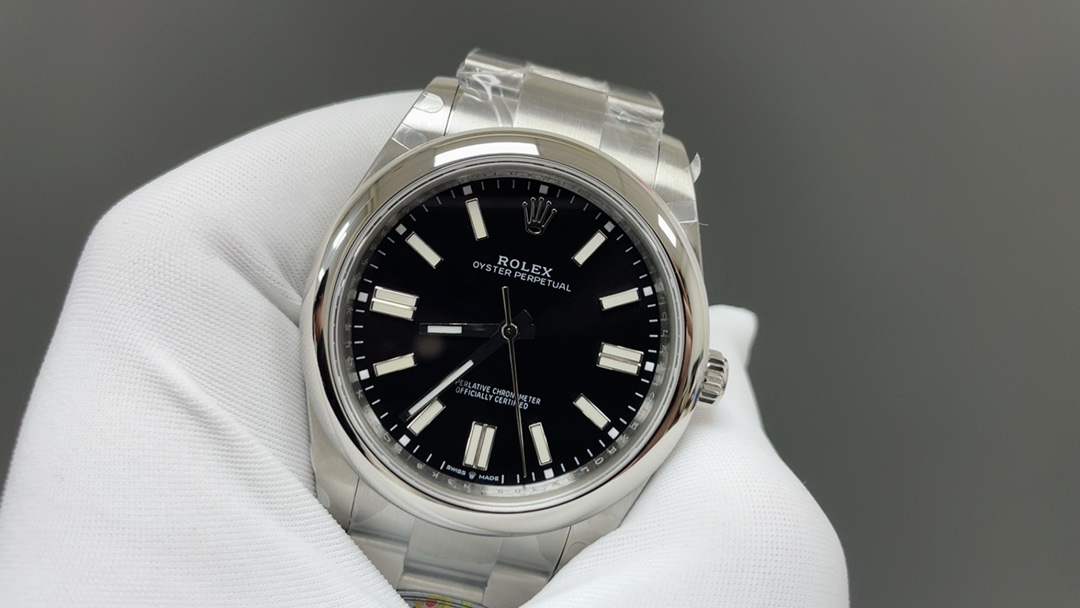 Rolex 劳力士 蚝式恒动系列 3230机芯 ，斜边凌角边面钉，细节拉满 。36-41mm