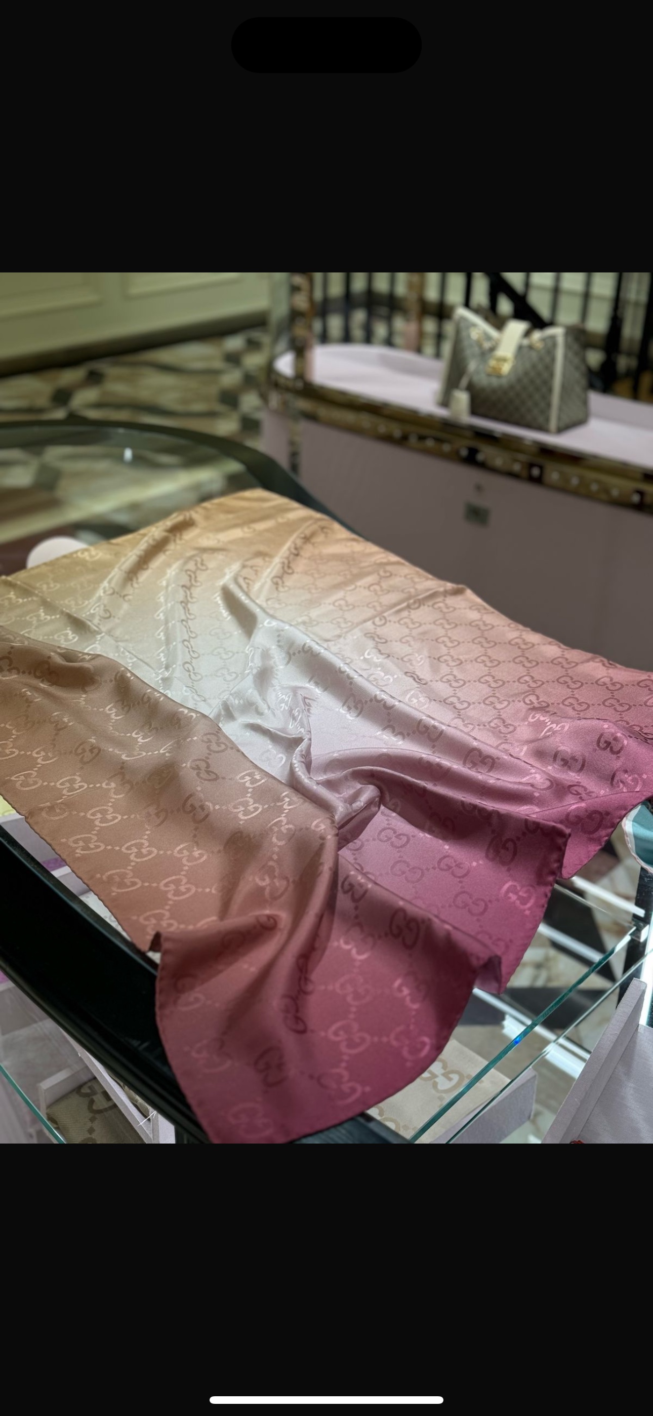 [Gucci Scarves]Real shot at the counter