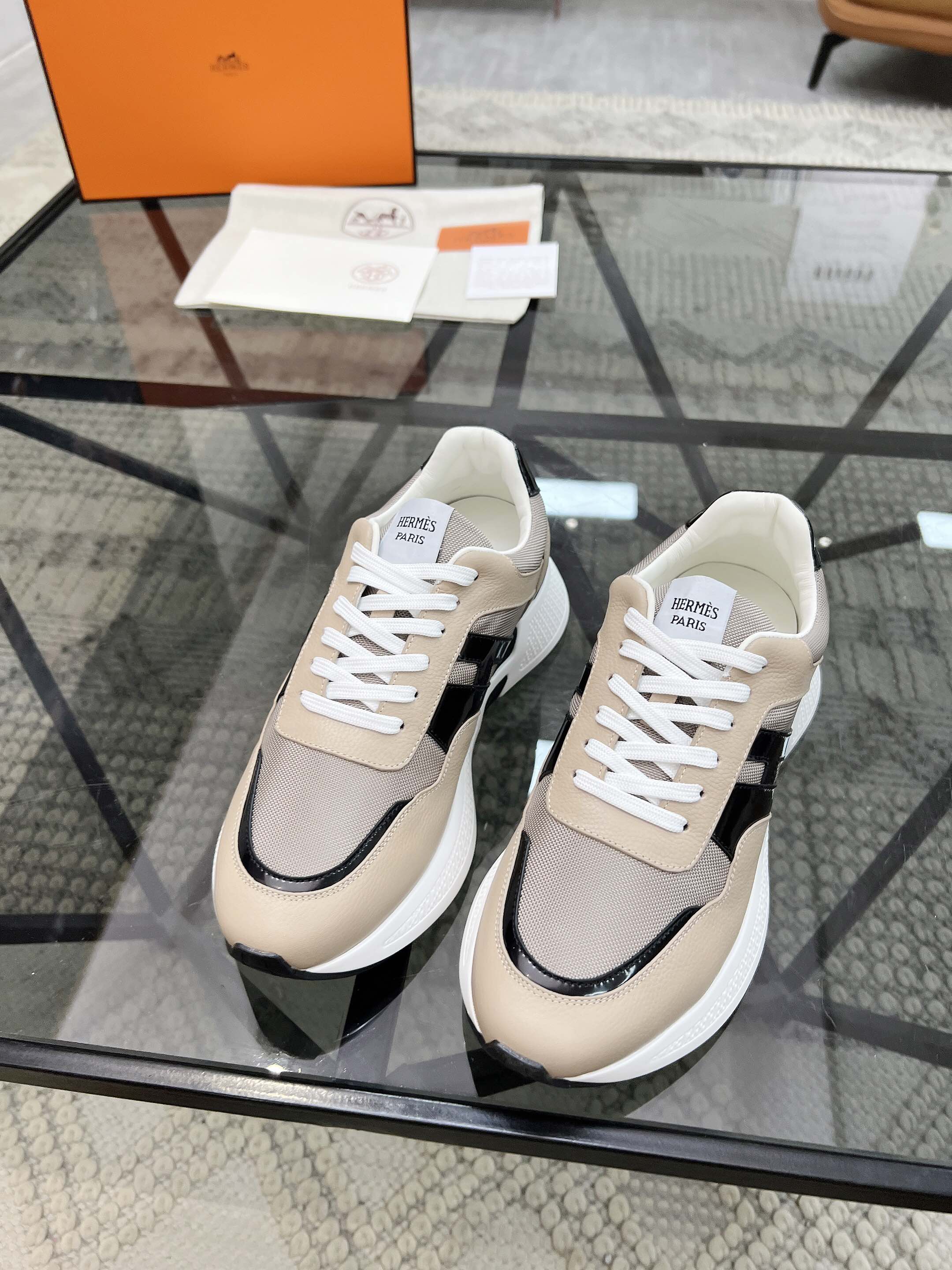 NO:222906,Brand HERMES original color matching, size 39-44 customized 38.45 price Material Hermes 2025 new model, boutique casual sports shoes, imported cowhide upper to create cowhide inner cowhide footbed, fashionable style, dynamic original Hermes comfortable sole, simple and generous sports and leisure, Hermes casual shoes, hermes, hermes, sneakers, cowhide19860909品牌HERMES 颜色原版配色 码数39-44定做38.45 价格 材质爱马仕2025新款 精品 休闲运动鞋 鞋面进口牛皮打造牛皮内里 牛皮垫脚 版型时尚 动感十足原版 爱马仕舒适大底 简洁大方运动休闲,爱马仕 休闲鞋,hermes,hermes,sneakers,cowhide,Men's shoes