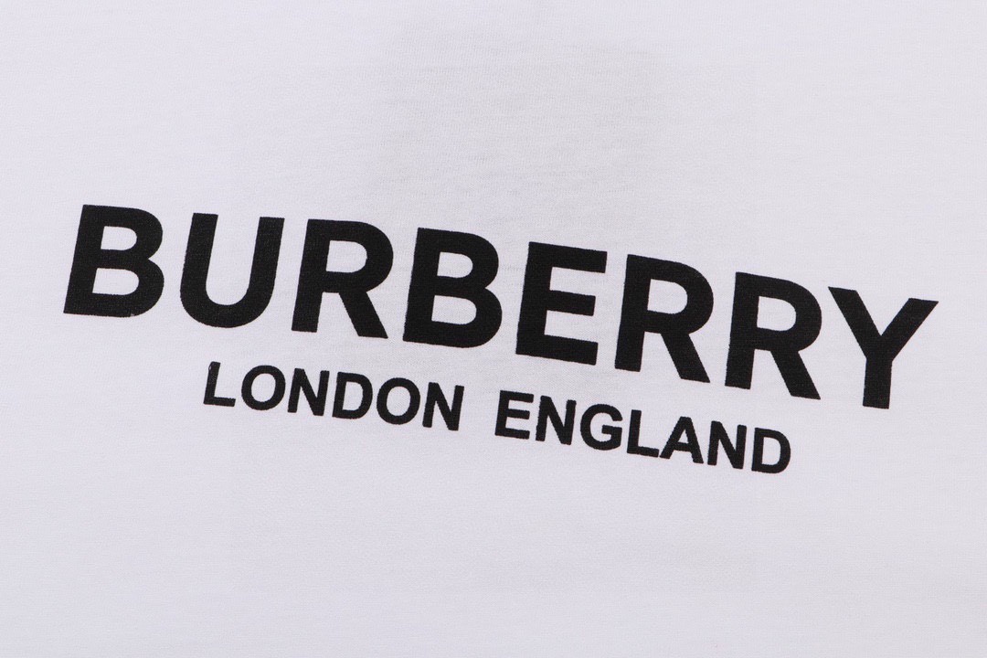 巴宝莉/Burberry 夏季新款 伦敦限定字母logo圆领短袖T恤