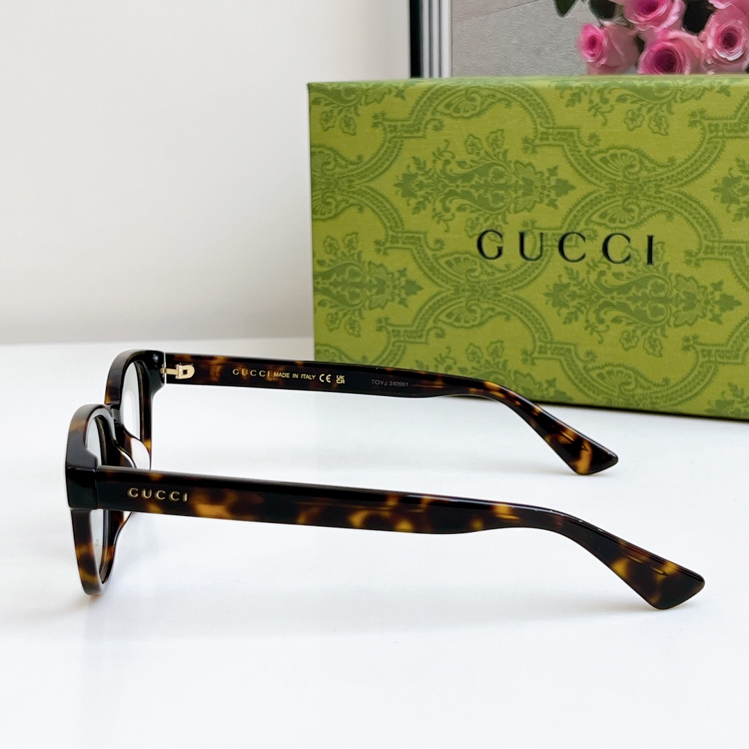  GUCC*
MOD：GG1343O   
SIZE：49-19-145
🔝🔝