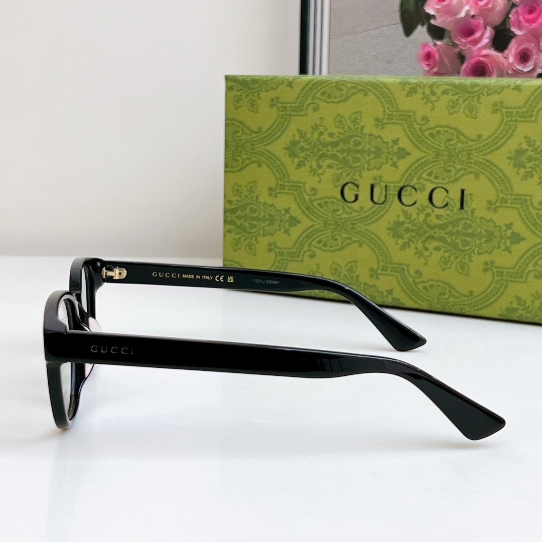  GUCC*
MOD：GG1343O   
SIZE：49-19-145
🔝🔝