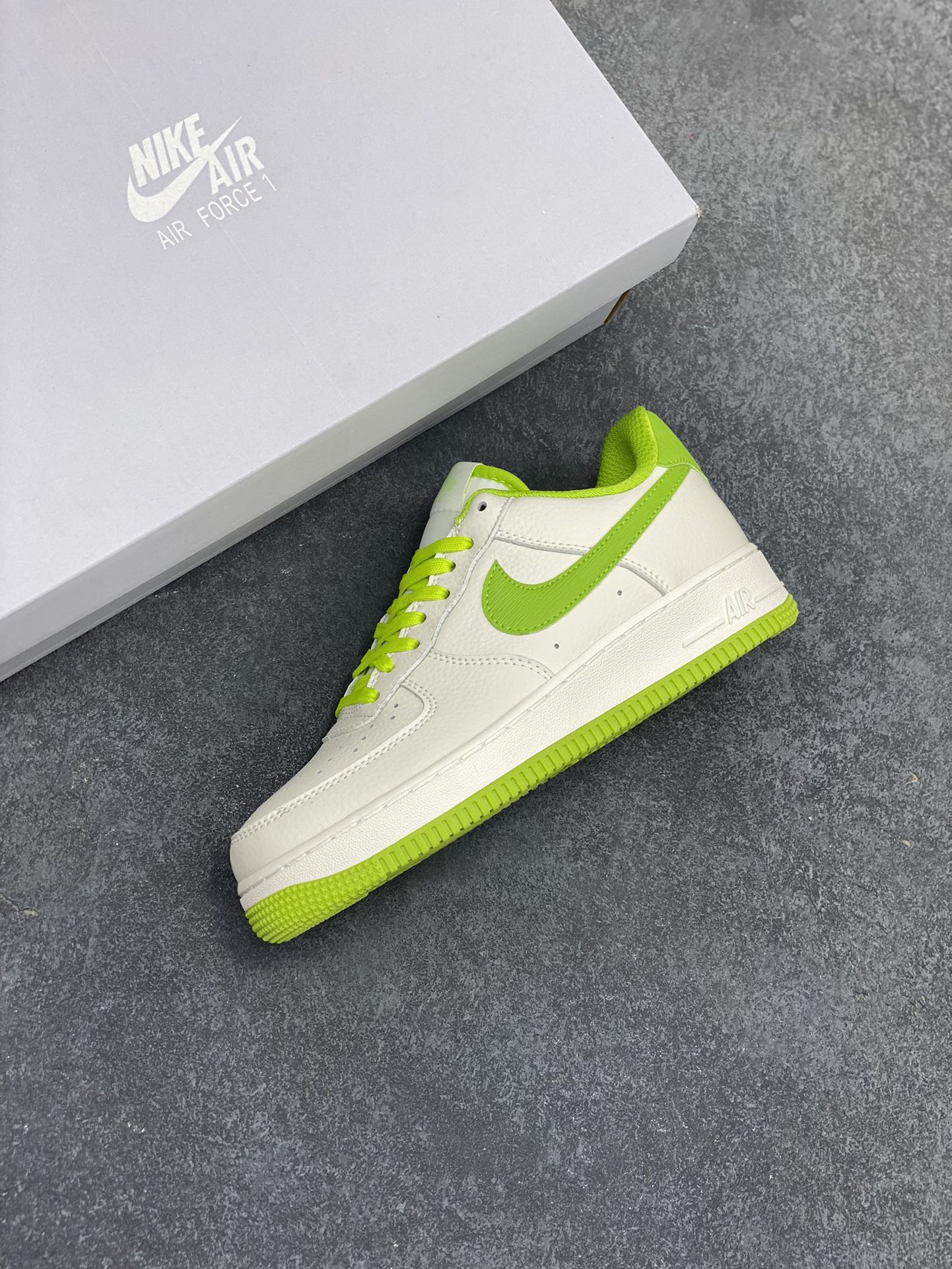 图片[7]-小红书爆款  Nike Air Force 1 Low \’07 “米青色”配色低帮空军一号休闲板鞋 定制皮料 原楦原纸板 纯正空军版型 高清洁度 内置全掌气垫  货号：PR0026-312 尺码：36 36.5 37.5 38 38.5 39 40 40.5 41 42 42.5 43 44 44.5 45-选品中心