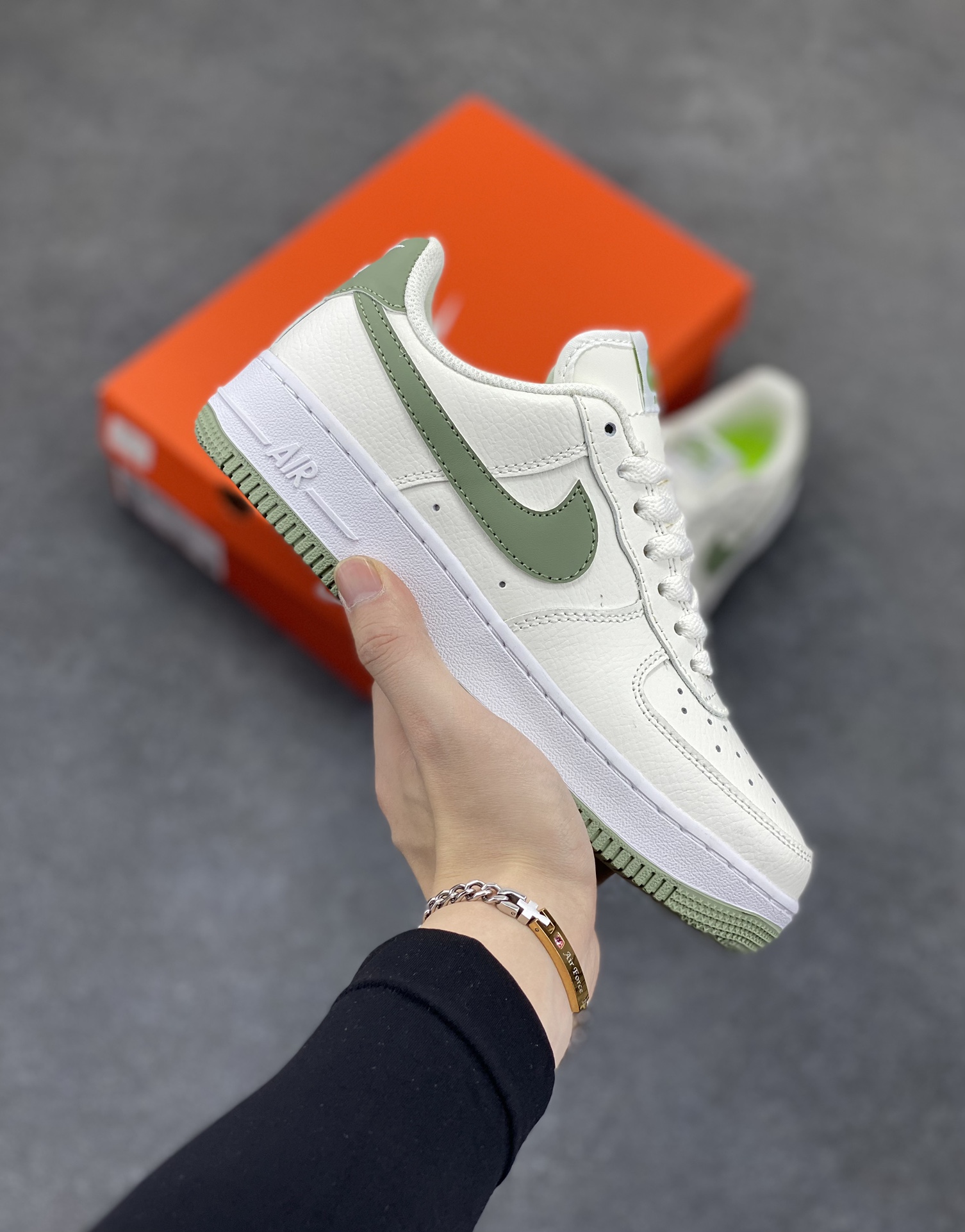 福利特价 Nike Air Force 1 Low 白绿 原楦头原纸板 打造纯正空军版型 专注外贸渠道 全掌内置蜂窝气垫 原盒配件 原厂中底钢印、拉帮完美 货号:DV3808-106 尺码:36 36.5 37.5 38 38.5 39 40 40.5 41 42 42.5 43 44 44.5 45-选品中心