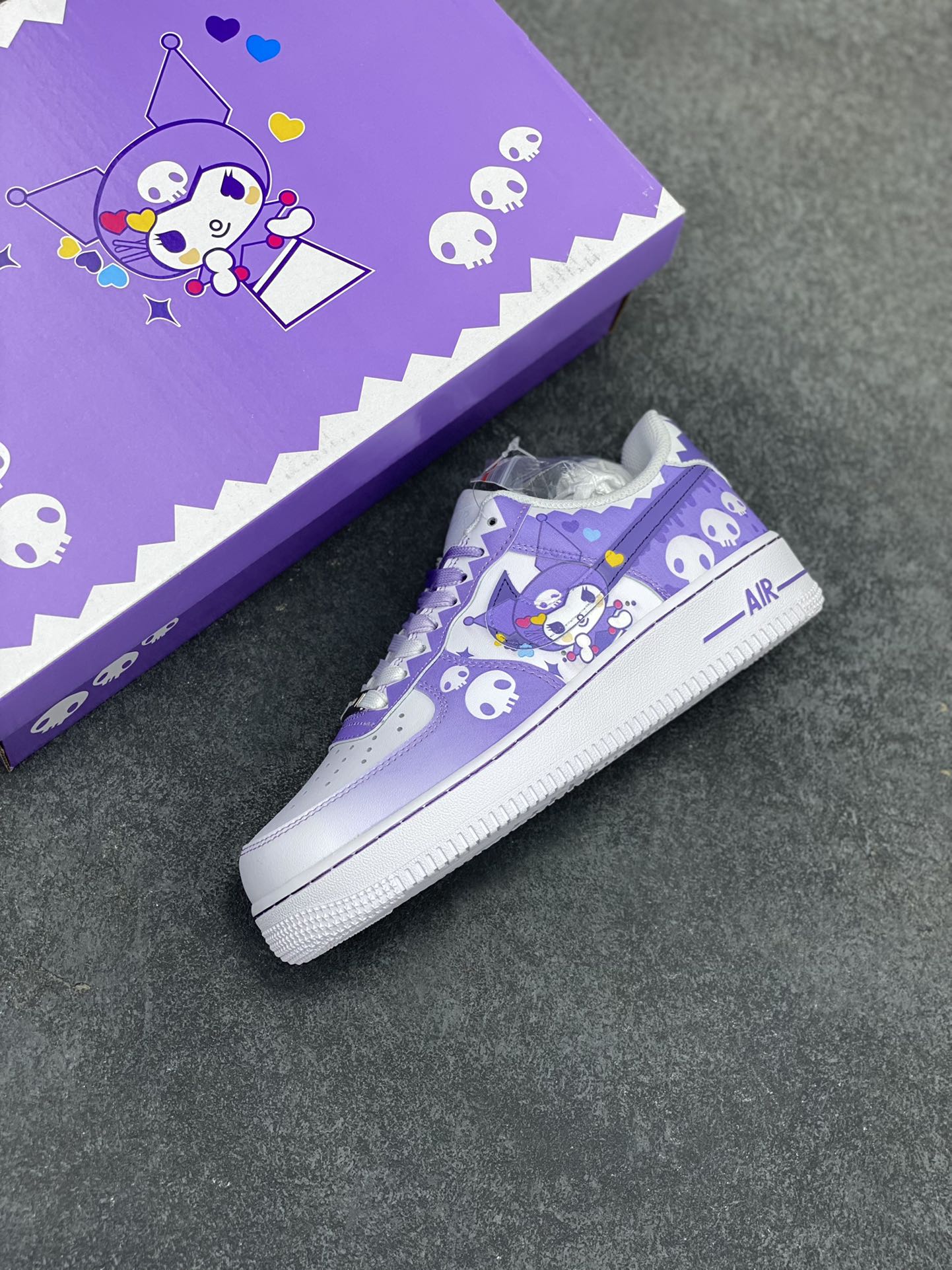 图片[7]-超限量联名  Doraemon×Nike Air Force 1 Low小巫女联名款 骷髅头空军一号 渐变白绿 低帮休闲板鞋 定制皮料 纯正空军板型 原装定制鞋盒 原楦头原纸板 内置全掌气垫 货号：CW2288-111 尺码：36 36.5 37.5 38 38.5 39 40 40.5 41 42 42.5 43 44 44.5 45-选品中心