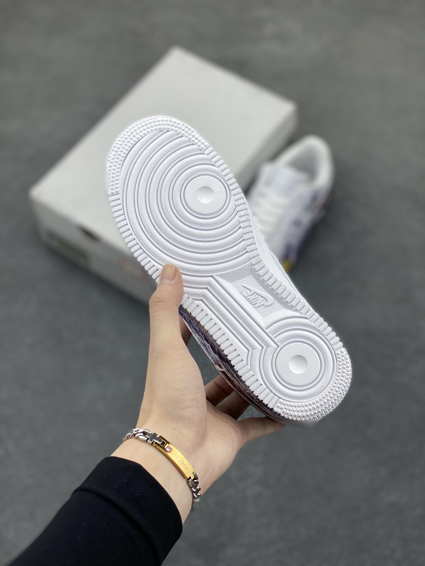 图片[5]-Air Force 1 Low 哪吒手绘涂鸦 原楦头原纸板 打造纯正空军版型 #专注外贸渠道 全掌内置蜂窝气垫 #原盒配件 原厂中底钢印、拉帮完美 货号：315123-111 尺码：36 36.5 37.5 38 38.5 39 40 40.5 41 42 42.5 43 44 44.5 45-选品中心