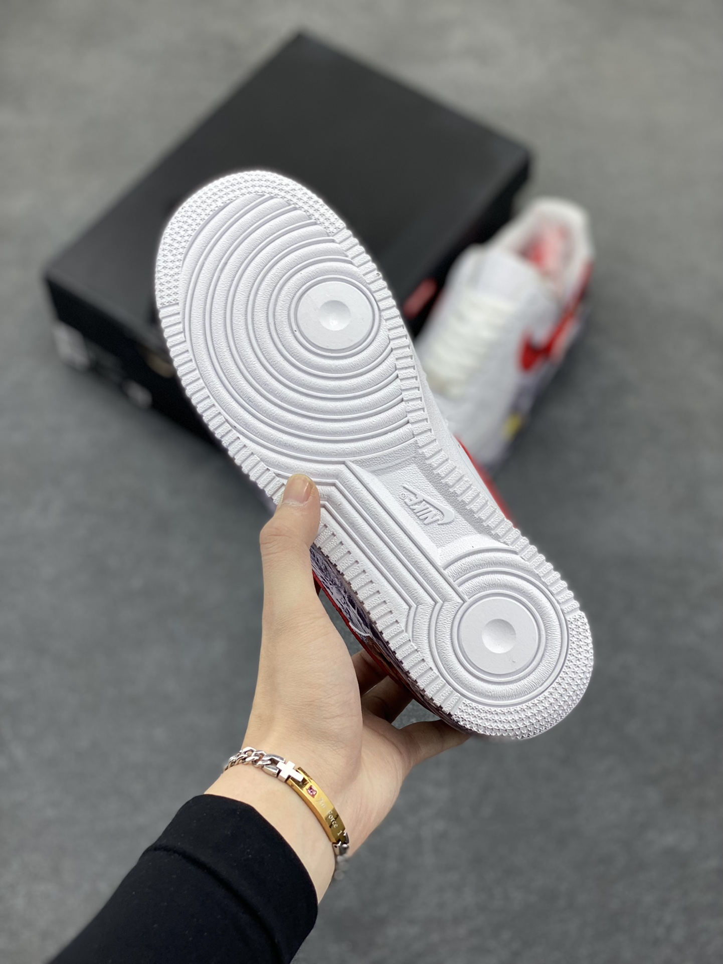 图片[5]-Air Force 1 Low 哪吒手绘涂鸦 原楦头原纸板 打造纯正空军版型 #专注外贸渠道 全掌内置蜂窝气垫 #原盒配件 原厂中底钢印、拉帮完美 货号：CU9225-101 尺码：36 36.5 37.5 38 38.5 39 40 40.5 41 42 42.5 43 44 44.5 45-选品中心