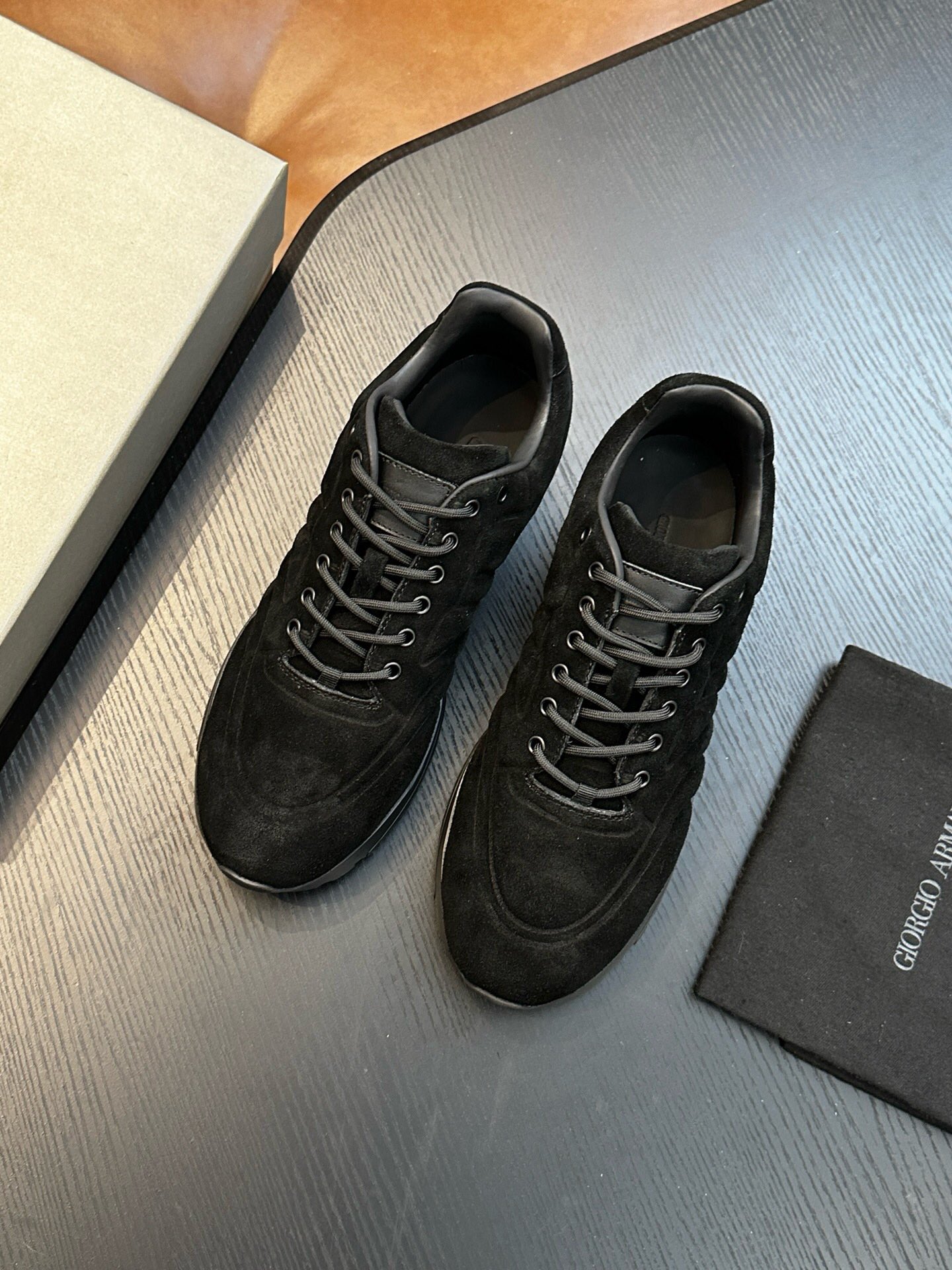 NO:222162,Brand ARMANI Color original color matching Number of 38-44 standard code Price Material Armani 2025 new style casual shoes are boutique to create extremely high quality uppers with top layer cowhide splicing mesh, breathable mesh inner lining cowhide feet original combination sole Comfortable soft lightweight, Armani casual shoes, armani, armani, cowhide19860909品牌ARMANI 颜色原版配色 码数38-44标准码 价格 材质阿玛尼2025新款 休闲鞋精品打造极高质量 鞋面采用头层牛皮拼接网布 透气网布内里 牛皮垫脚 原版组合大底 舒适 柔软 轻便,阿玛尼 休闲鞋,armani,armani,cowhide,Men's shoes