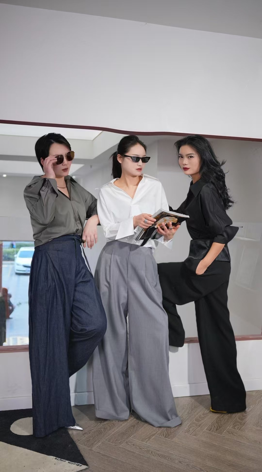 “High-End Women’s Suit Set: Quality Fabric, Stylish Design, Various Sizes and Colors” - 图片 7
