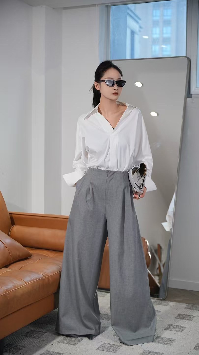 “High-End Women’s Suit Set: Quality Fabric, Stylish Design, Various Sizes and Colors” - 图片 8