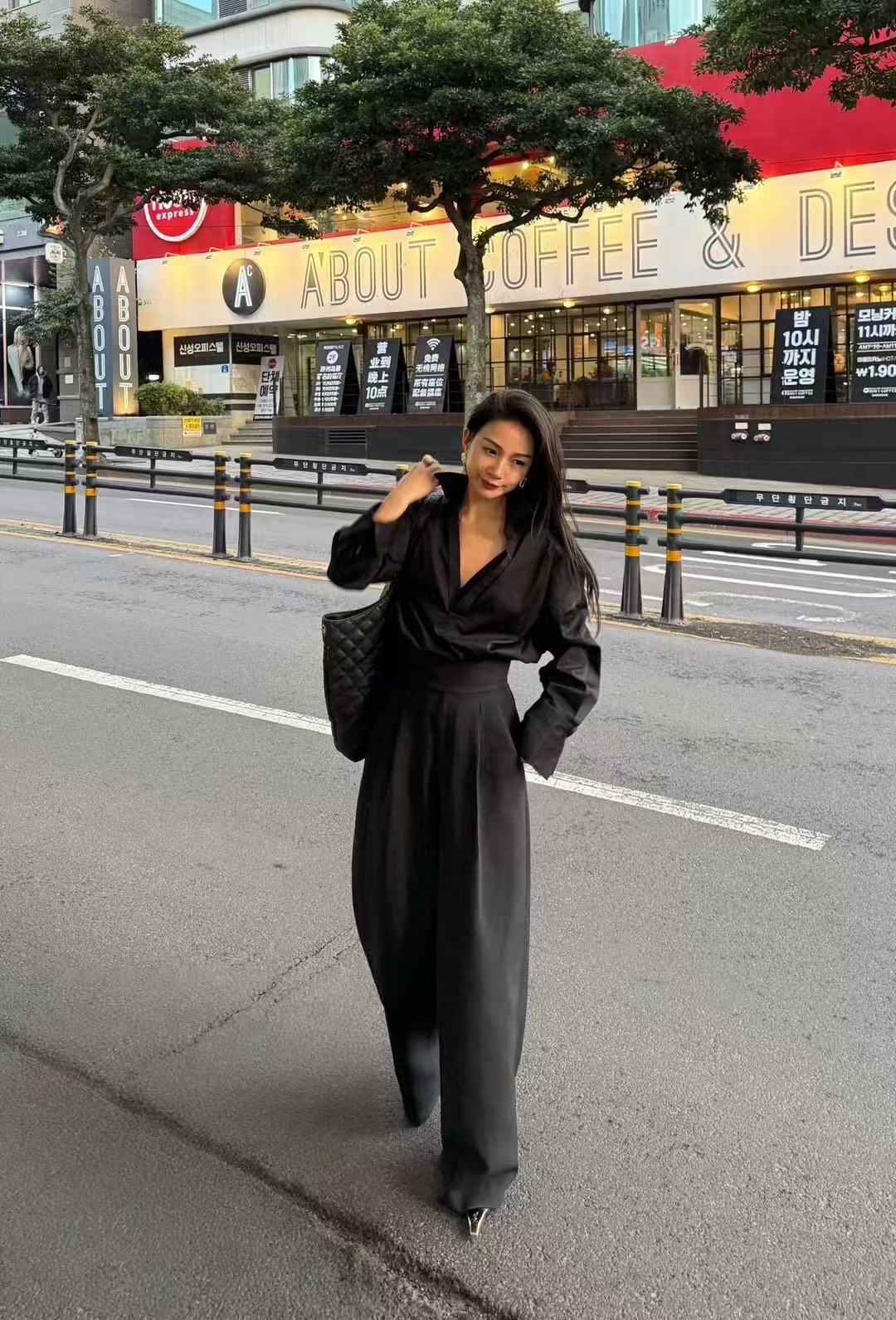“High-Quality Women’s Suit Set: V-Neck Shirt, Soft Fabric, Various Sizes & Colors, Comfortable Fit” - 图片 7