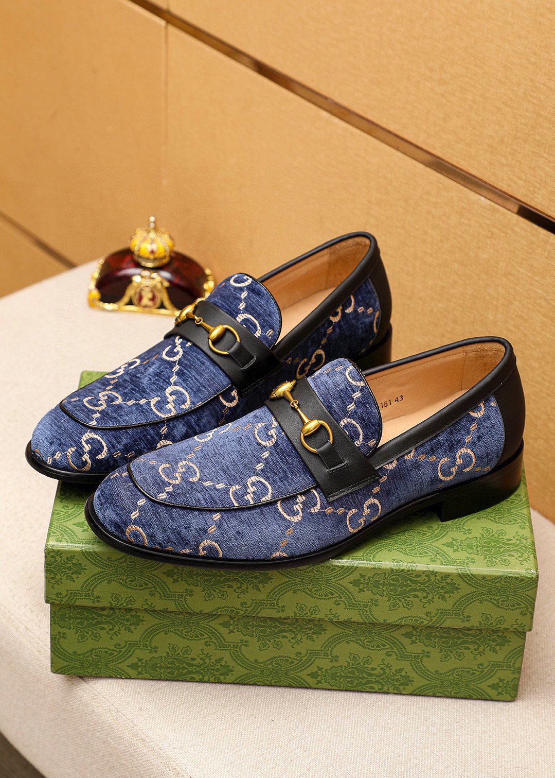 Gucci Men's Blue Leather Loafers with Gold Horsebit Detail, Size 38-44 3 i1742796023 390 1