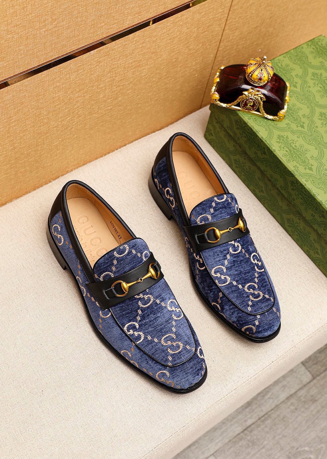 Gucci Men's Blue Leather Loafers with Gold Horsebit Detail, Size 38-44