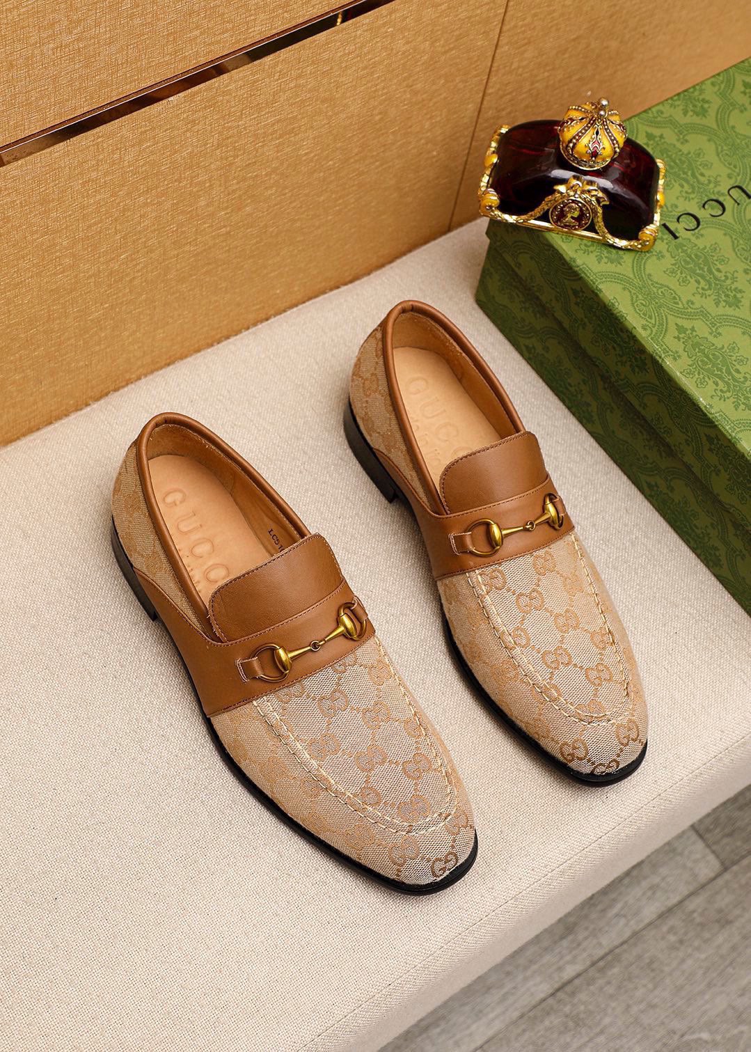 Gucci Men's Leather Loafers with Horsebit Detail - Sizes 38-44 Available 2 i1742796287 3867 0