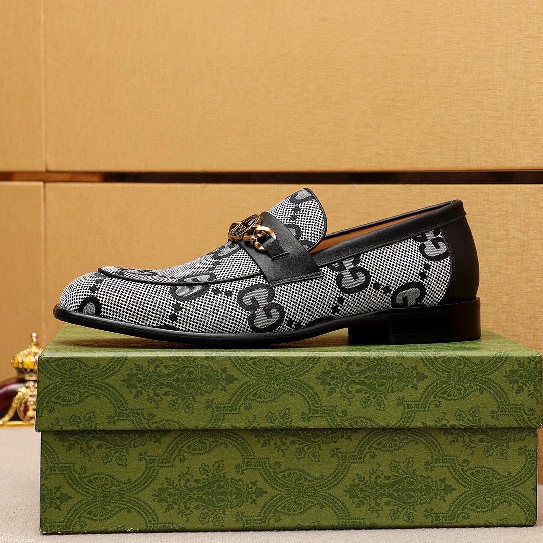 Gucci Men's Leather Loafers with GG Pattern and Gold-Tone Hardware 5 i1742796657 6759 3