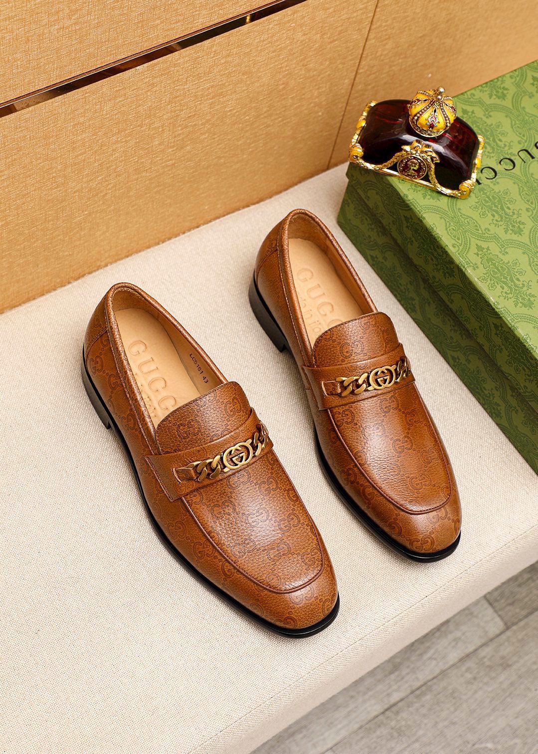 Gucci Men's Brown Leather Loafers with Gold-Tone Chain Detail - Sizes 38-44 2 i1742796696 7506 0