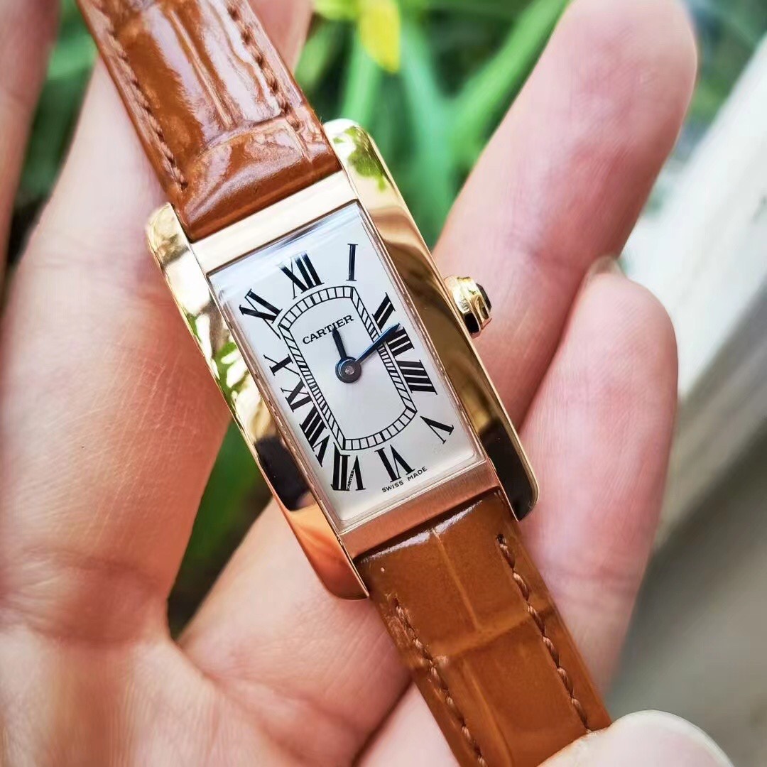 Cartier 8848F卡地亚热门大作——优雅的美式坦克WSTA0016腕表曼妙登场 苗条多姿的外形