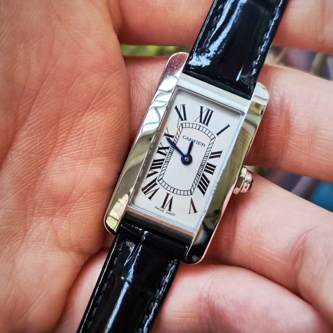Cartier 8848F卡地亚热门大作——优雅的美式坦克WSTA0016腕表曼妙登场 苗条多姿的外形