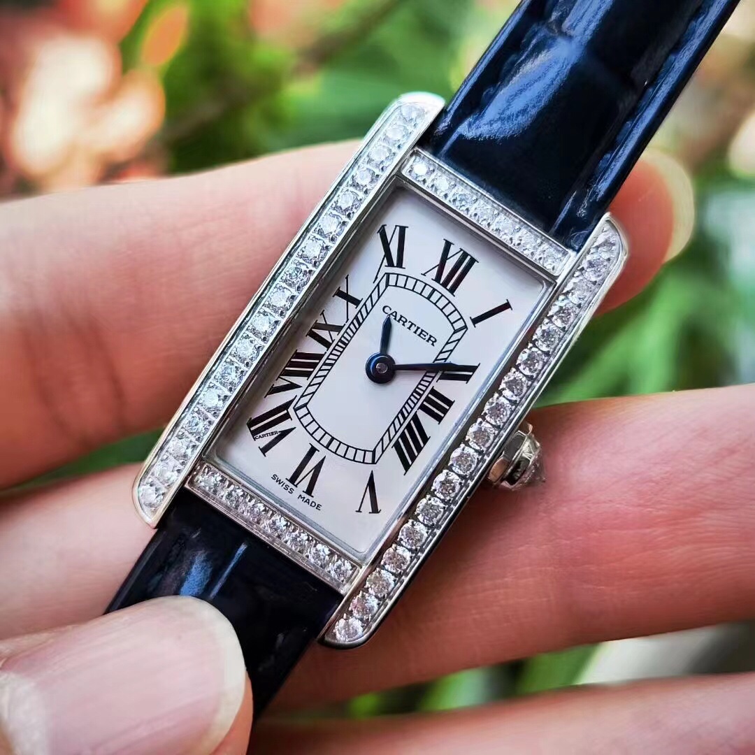 Cartier 8848F卡地亚热门大作——优雅的美式坦克WSTA0016腕表曼妙登场 苗条多姿的外形