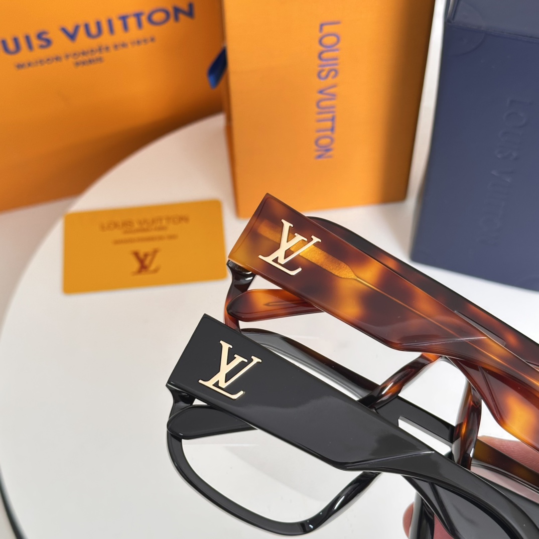 ‼️LOUIS VUITTO* 
MODEL：Z2611 
SIZE：55口21-145
