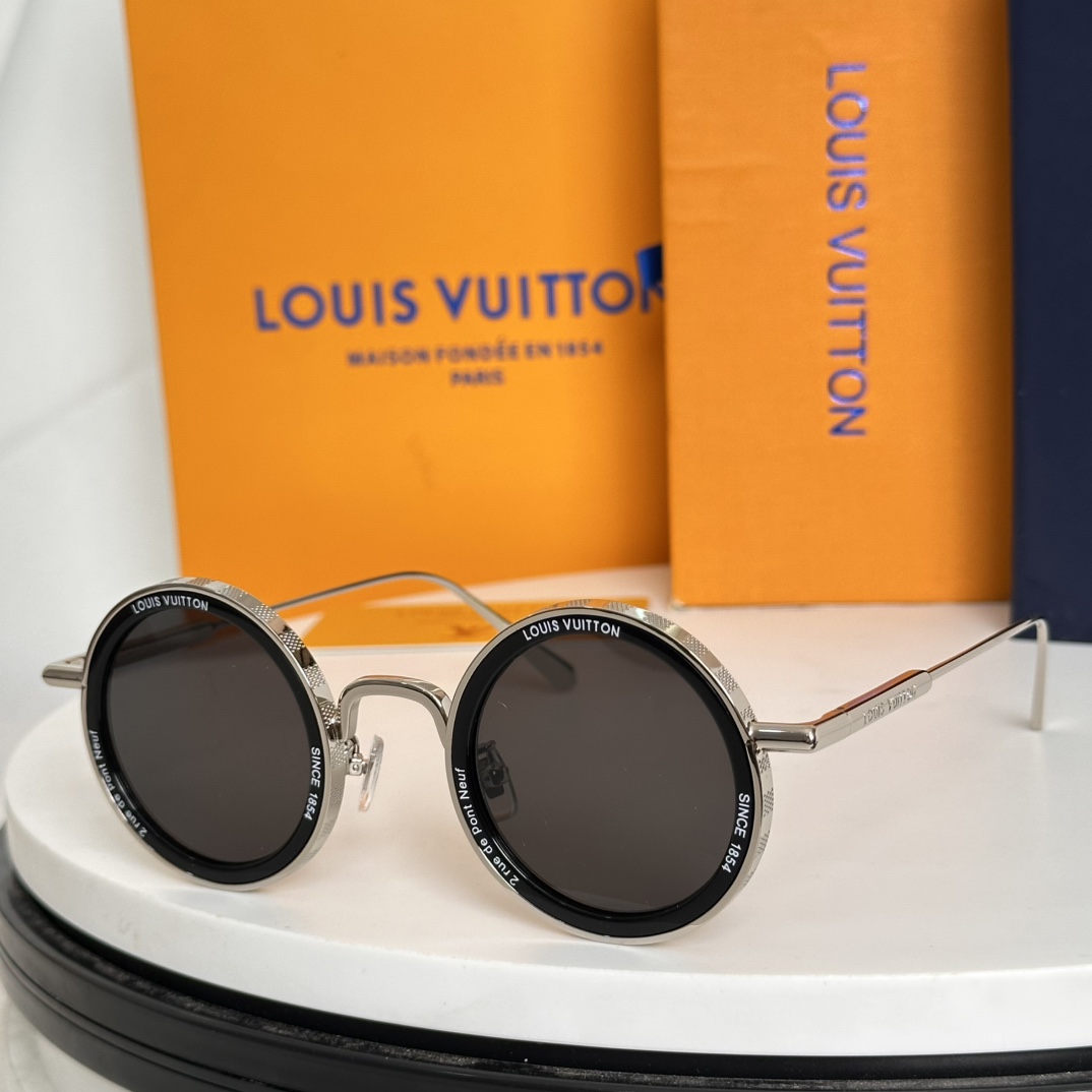  ‼️LOUIS VUITTO*🍁🍁🍁MODEL：Z2223U 🍁🍁🍁SIZE：45口29-147🍁🍁🍁
