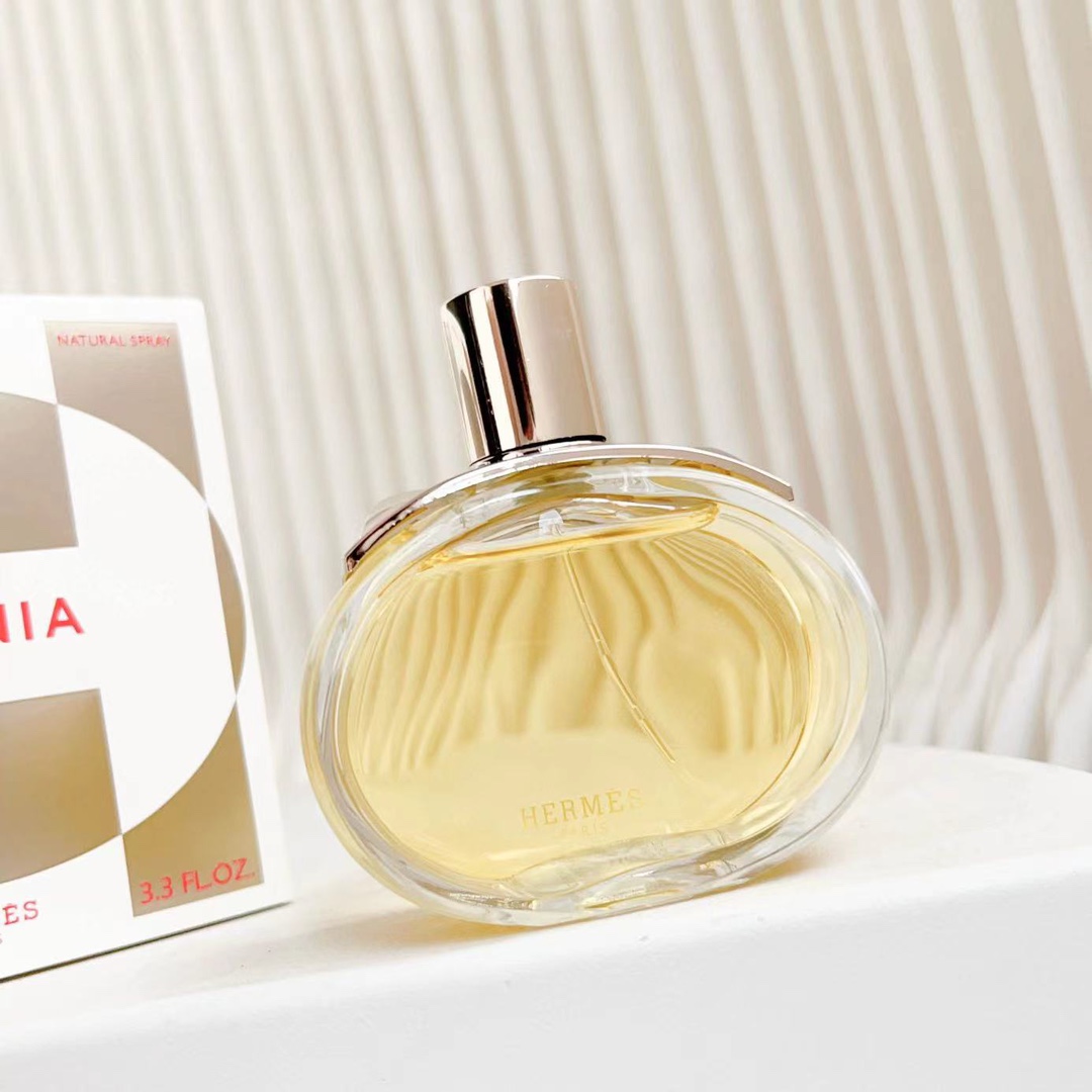 NO:809419,Hermes Hermès Bachney ml attribute women's fragrance fragrance chypre scent forest fruit ginger flower patchouli oak aromatic plant leather, perfume, hermes, hermes19860909Hermes 爱马仕巴赫尼ml 属性女香 香调西普调 气味森林水果 姜花 广藿香 橡木 芳香植物 皮革,香水,hermes,hermes,accessory