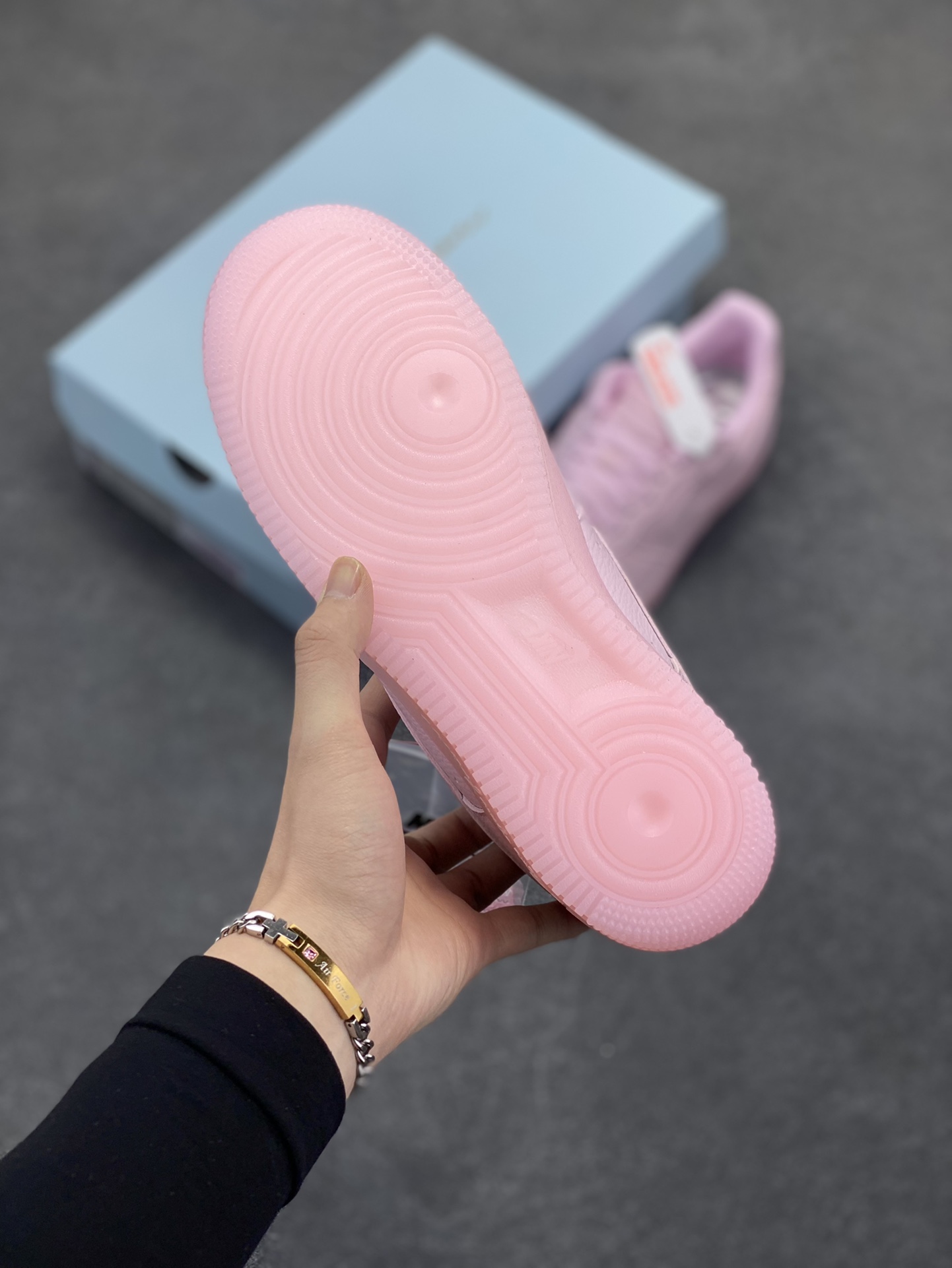 图片[5]-HY版本💯 Nike Air Force 1 07 low空军一号 荔枝纹水晶 板鞋 原楦头原纸板 打造纯正空军版型#专注外贸渠道 全掌内置蜂窝气垫 #原盒配件 原厂中底钢印、拉帮完美 货号：CZ8065-800 尺码：35.5 36 36.5 37.5 38 38.5 39 40 40.5 41 42 42.5 43 44 44.5 45-选品中心