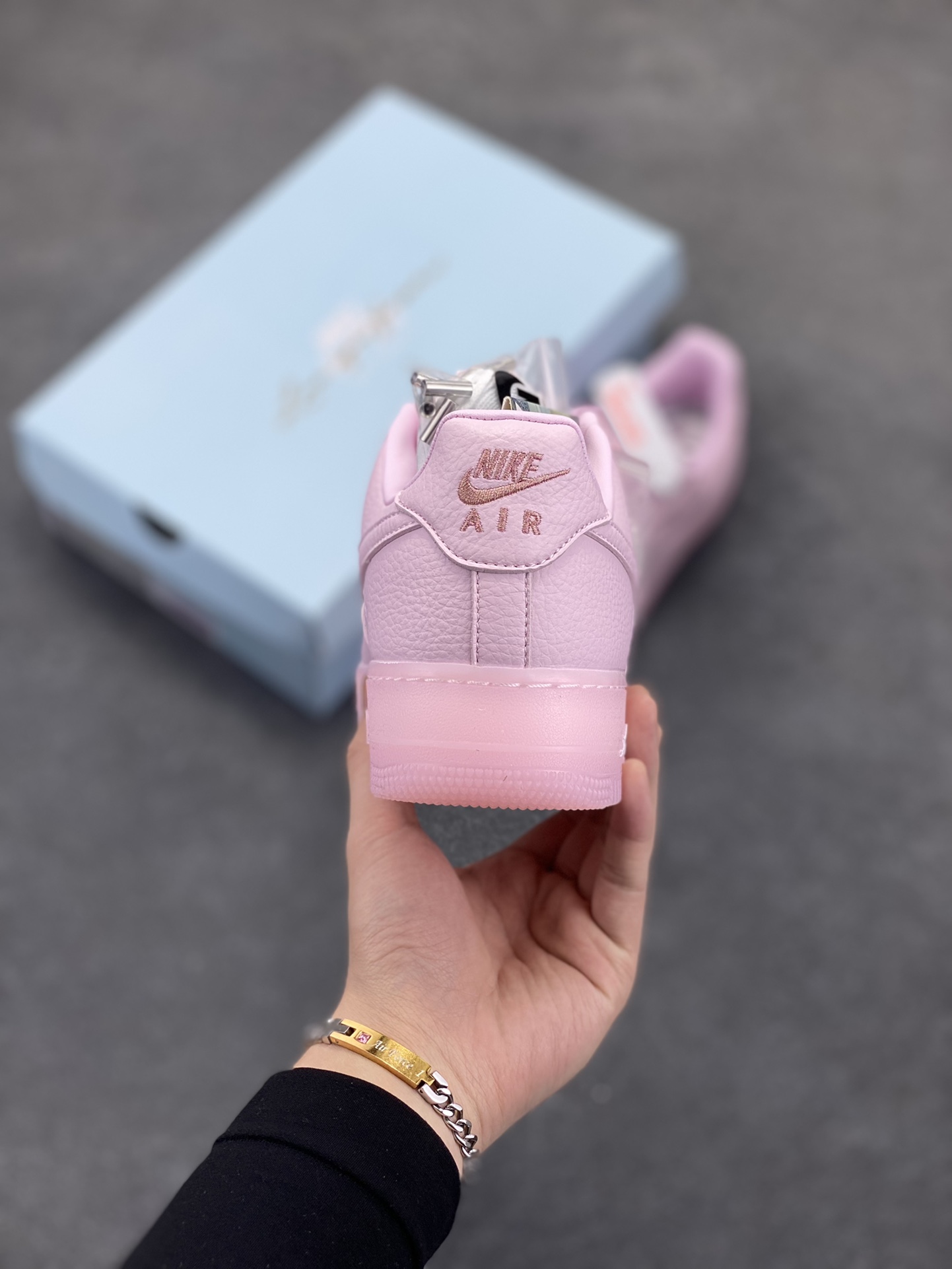 图片[4]-HY版本💯 Nike Air Force 1 07 low空军一号 荔枝纹水晶 板鞋 原楦头原纸板 打造纯正空军版型#专注外贸渠道 全掌内置蜂窝气垫 #原盒配件 原厂中底钢印、拉帮完美 货号：CZ8065-800 尺码：35.5 36 36.5 37.5 38 38.5 39 40 40.5 41 42 42.5 43 44 44.5 45-选品中心