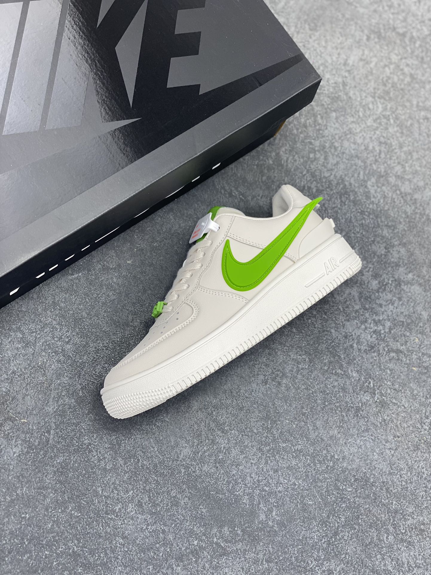 图片[7]-韩裔美籍设计师Yoon Ahn主理时尚品牌AMBUSH x Nike Air Force 1 Low SP\”Phantom\”空军一号宽底版系列低帮百搭休闲运动板鞋 原楦头原纸板 打造纯正空军版型 专注外贸渠道 全掌内置蜂窝气垫 原盒配件 原厂中底钢印、拉帮完美 货号：DV3464-003 尺码：35.5 36 36.5 37.5 38 38.5 39 40 40.5 41 42 42.5 43 44 44.5 45 46 47-选品中心