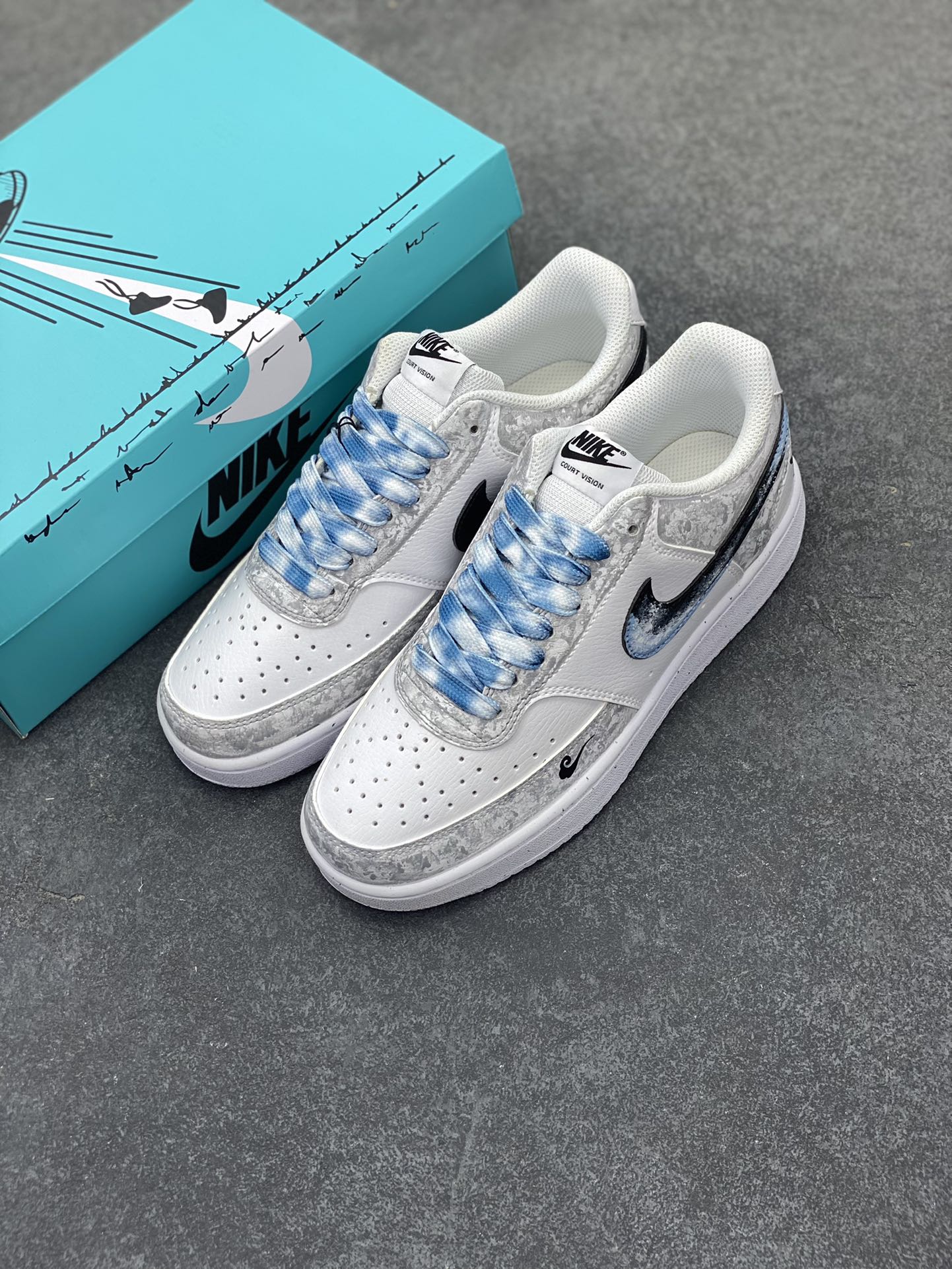 图片[8]-Nike Court Vision 1 Low“浮生若梦” 手绘涂鸦定制板鞋 暮春时节，风过处，落英缤纷，恰似一场粉色的雪。洛尘一袭月白长袍，腰佩玉珏，漫步于桃林小径，抬手接住一片飘落的花瓣，幽然长叹，心中泛起“浮生若梦”之感。 货号：DH2978-033 尺码：36 36.5 37.5 38 38.5 39 40 40.5 41 42 42.5 43 44 44.5 45-选品中心