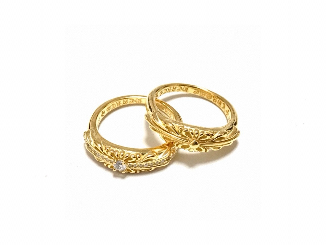 NO:108210,Batch New model [Counter Quality] Chrome Hearts Croxin classic gold diamond ring. Classic retro concave and convex shapes with different patterns and design styles. It presents unique. Cross Scout flowers are Croxin's logo, so they last longer. Genuine version Chrome Hearts Croxin necklaces are the ordinary light version of the market. The quality is benchmarked against the quality of the printed details. The degree of retro old gray oxygen. Seiko version!  !  !  Pure handmade ~ Authentic model opening must-have fashion and fashion, both men and women can wear it, same style for couples, original official website, rock punk style silver style, retro elements, trendy and versatile!  , jewelry boutique, chrome hearts, chrome hearts, necklace, ring, gold19860909批 新款【专柜品质】Chrome Hearts克罗心经典黄金色镶钻戒指 经典复古凹凸造型不同的花纹设计风格 呈现出与众不同 十字架 童军花是克罗心的标志 所以更经久不衰 正品打版Chrome Hearts克罗心项链区别市场普通轻版 对版对标品质 看字印细节 复古做旧灰氧程度.精工版本！！！ 纯手工打造 ～正品开模潮流时尚必备 男女均可佩戴 情侣同款 官网原版 摇滚朋克泰银风格 复古元素 潮流百搭！,饰品精品,chrome hearts,chrome hearts,necklace,ring,gold,Jewelry