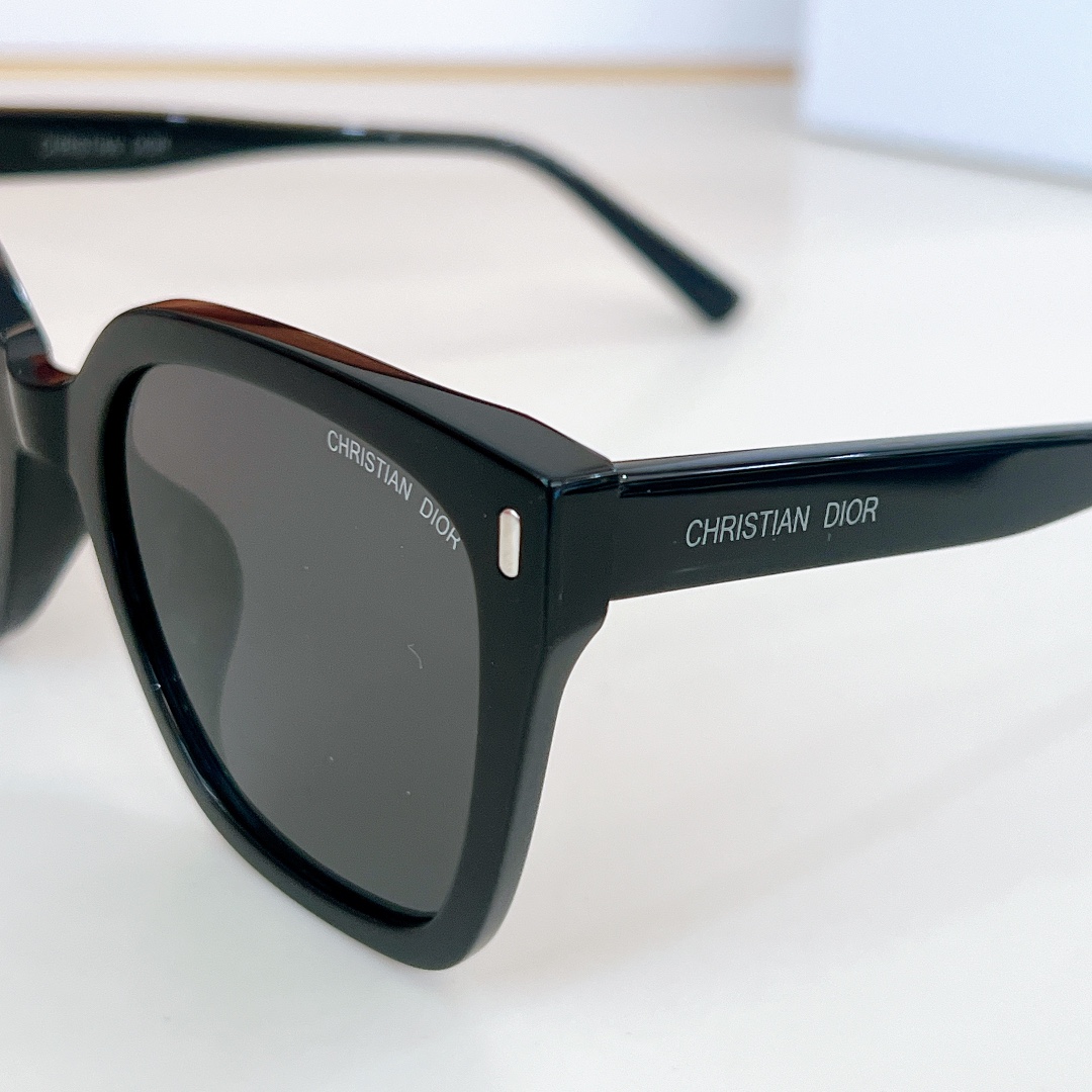  DIOR
MODEL CD 0254S
SIZE：53口21-145
🔝🔝