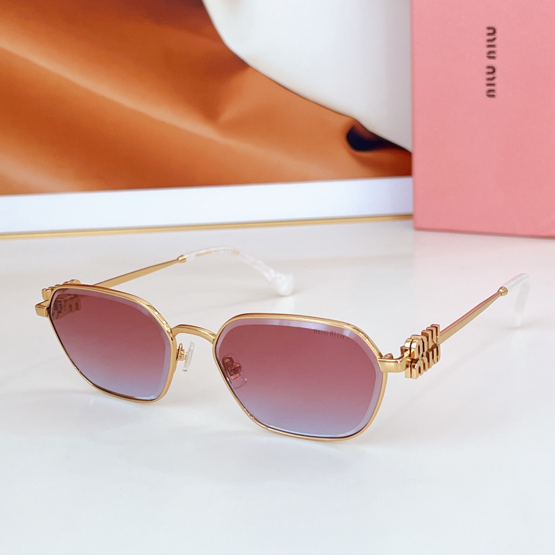  MIU MIU
MOD：MU55ZS
Size：60口18 145
🔝🔝