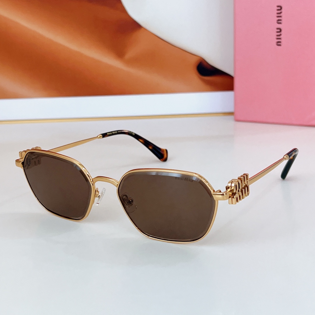  MIU MIU
MOD：MU55ZS
Size：60口18 145
🔝🔝