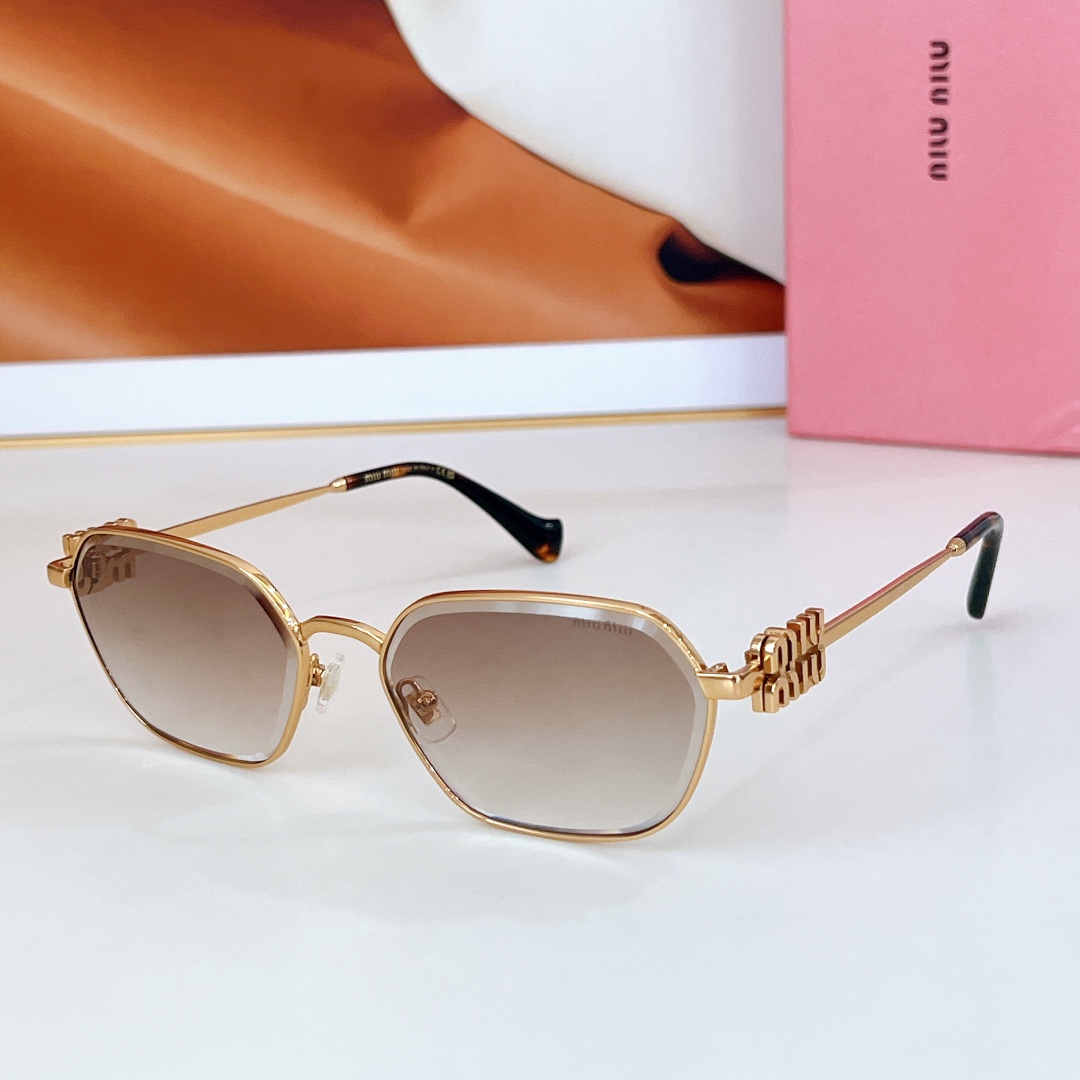  MIU MIU
MOD：MU55ZS
Size：60口18 145
🔝🔝