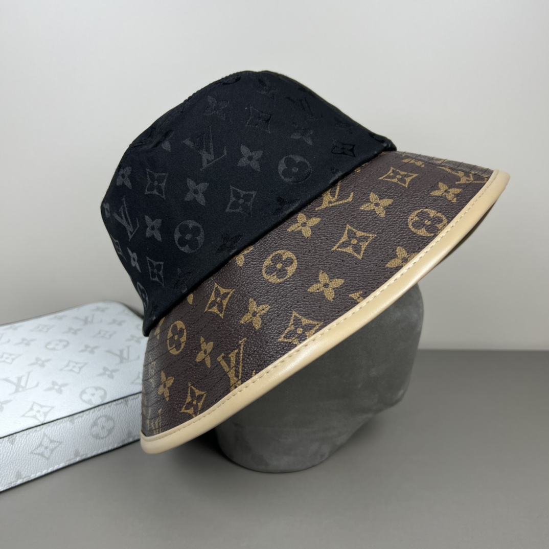 NO:225907,Louis Vuitton's new heavy industry creates high-end and elegant style, versatile and universal for both men and women!  Hat Straw Hat Fisherman Hat Baseball Hat, Hats, louis vuitton,louis vuitton,espadrilles,hats19860909路易威登 LouisVuitton新款重工打造高端大气,百搭款男女通用！帽子草帽渔夫帽棒球帽,帽子,louis vuitton,louis vuitton,espadrilles,hats,hat