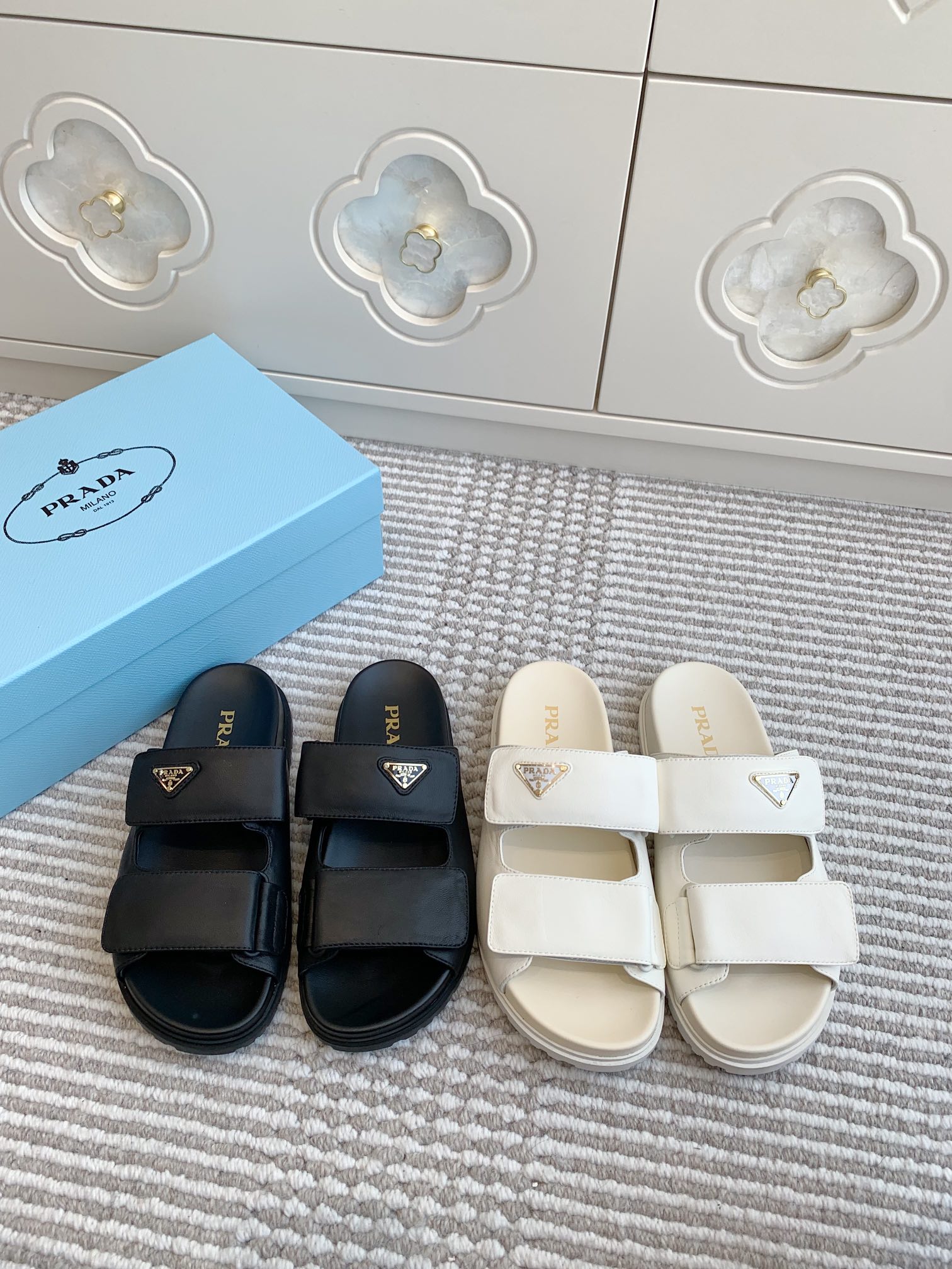 NO:222542,———— Rada·Velcro slippers·35-40, slippers, prada, slippers19860909————rada·魔术贴拖鞋·35-40,拖鞋,prada,slippers,Women's Shoes