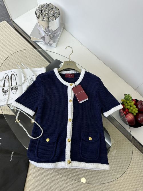 Gucci Women's Blue Knit Cardigan - Classic Style, Comfortable Fit 1 Gucci Women's Blue Knit Cardigan - Classic Style, Comfortable Fit