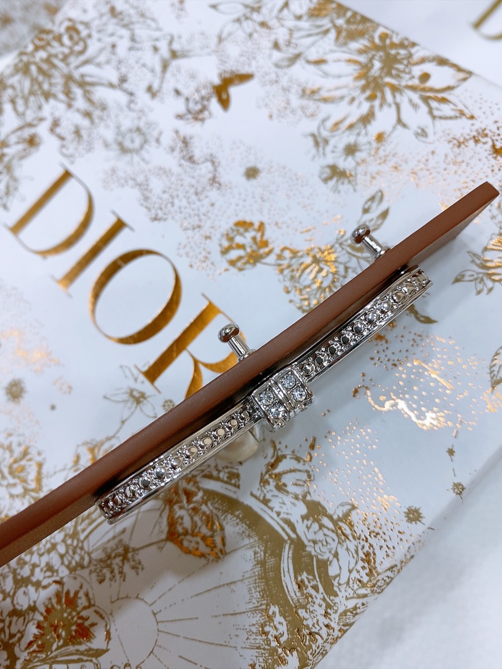 Dior 宽 1.8cm · 代购级 迪奥 Dior Nœud de Dior 腰带 蝴蝶钻扣 宽度18毫米