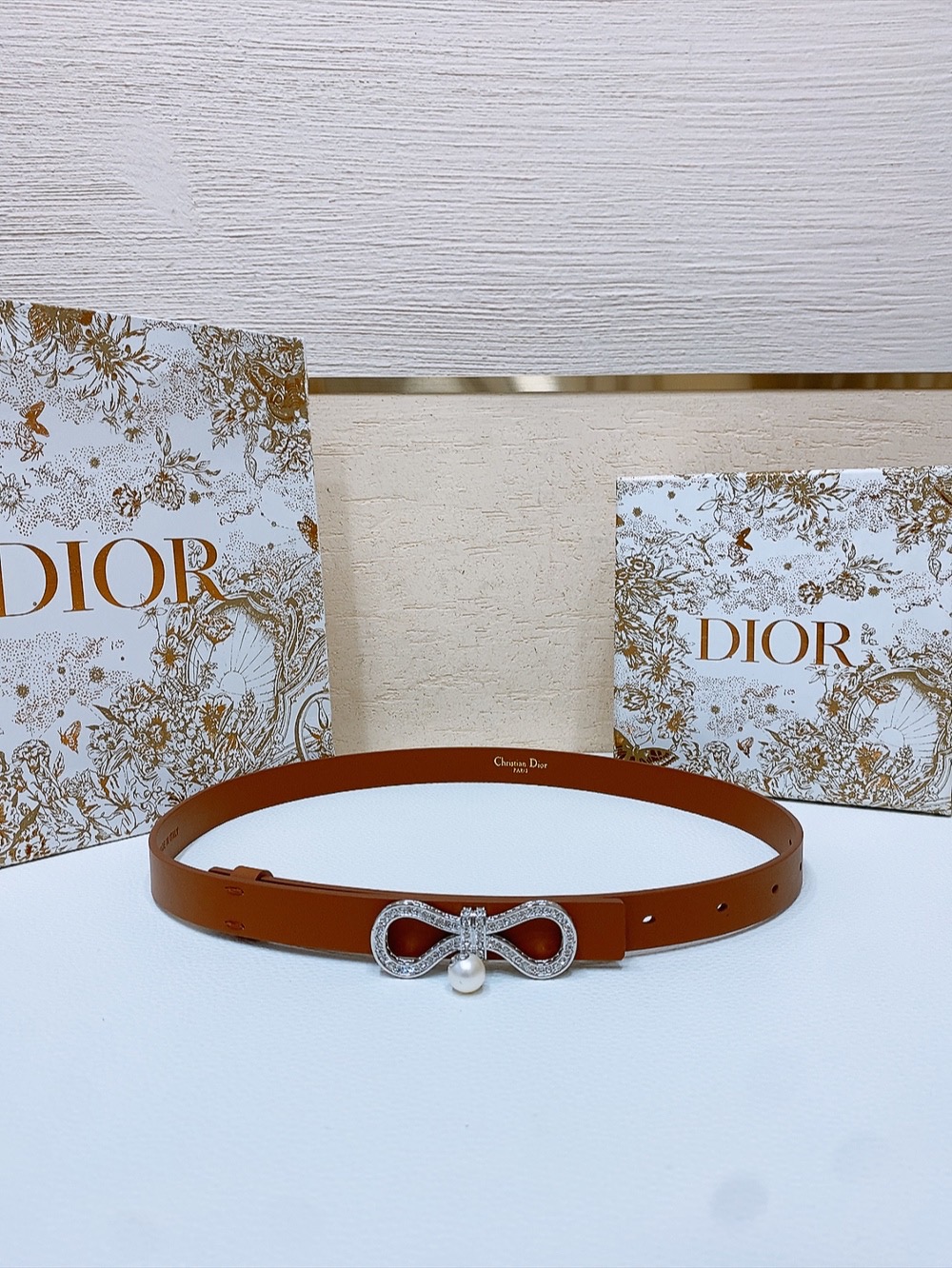 Dior 宽 1.8cm · 代购级 迪奥 Dior Nœud de Dior 腰带 蝴蝶钻扣 宽度18毫米