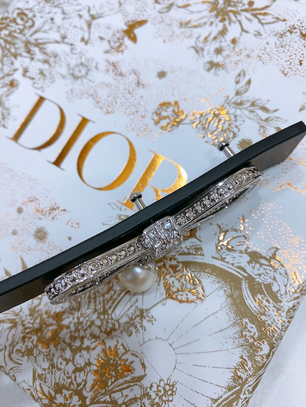 Dior 宽 1.8cm · 代购级 迪奥 Dior Nœud de Dior 腰带 蝴蝶钻扣 宽度18毫米