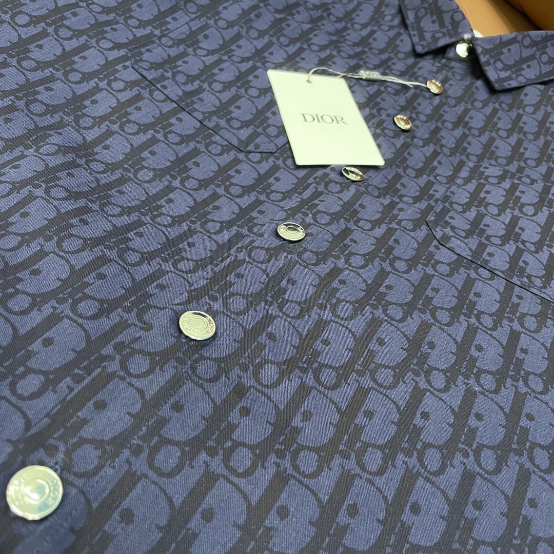 Fashionable Unisex Dior Zidio Shirt with Custom High-Quality Details in Multiple Sizes - 图片 4