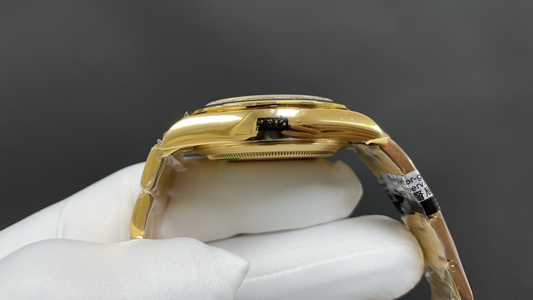 Rolex 今日推荐 金绿迪 带NFC芯片感应保卡 四码合一 40mm 厚12.2mm 7750一档机