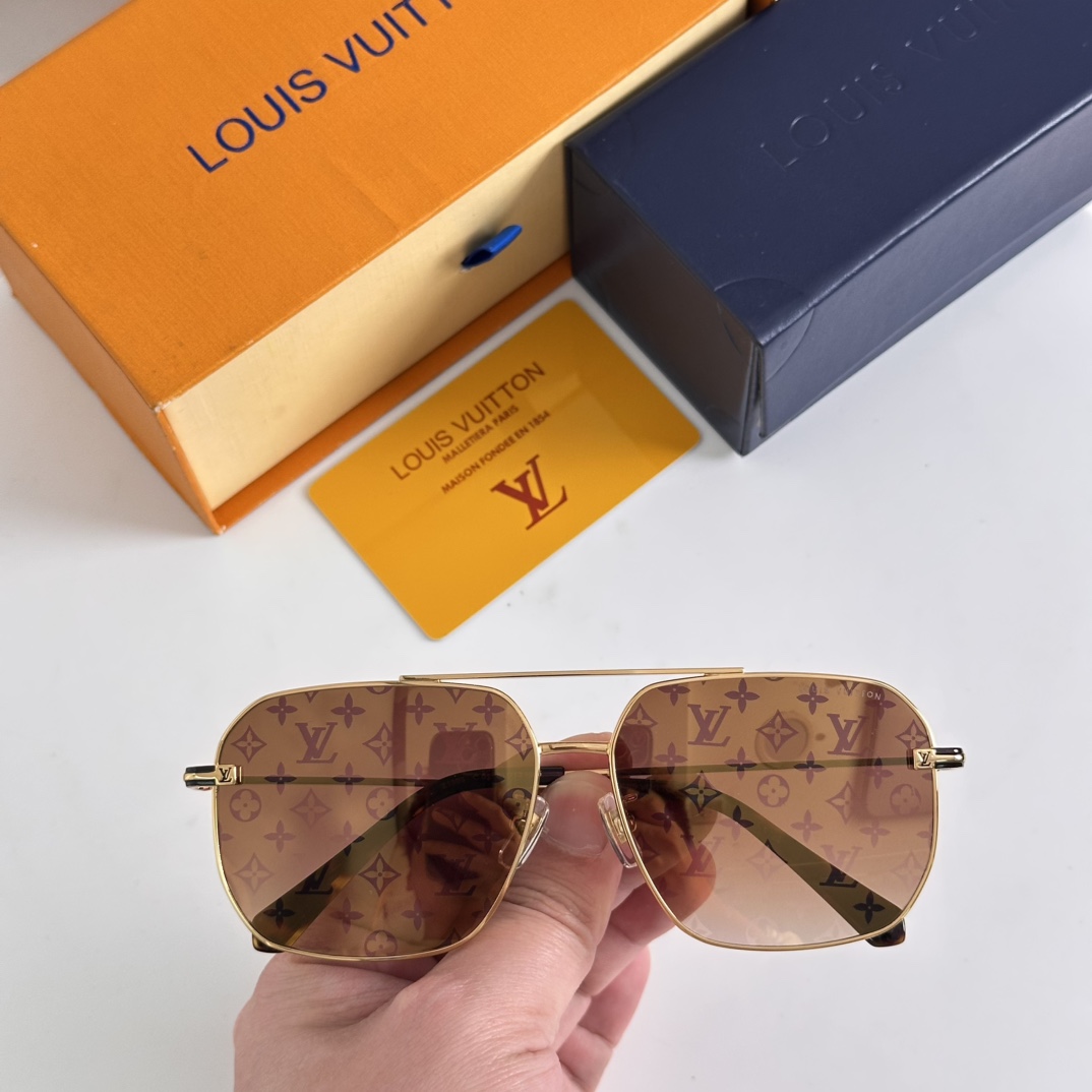 LOUIS VUITTO* Modelo: Z1309 Talla: 61口13-145🉐150