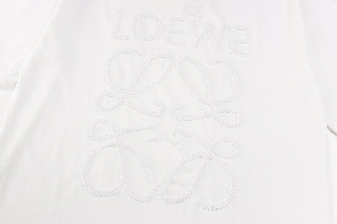 罗意威/Loewe 夏季新款 高密度线绣花圆领短袖T恤