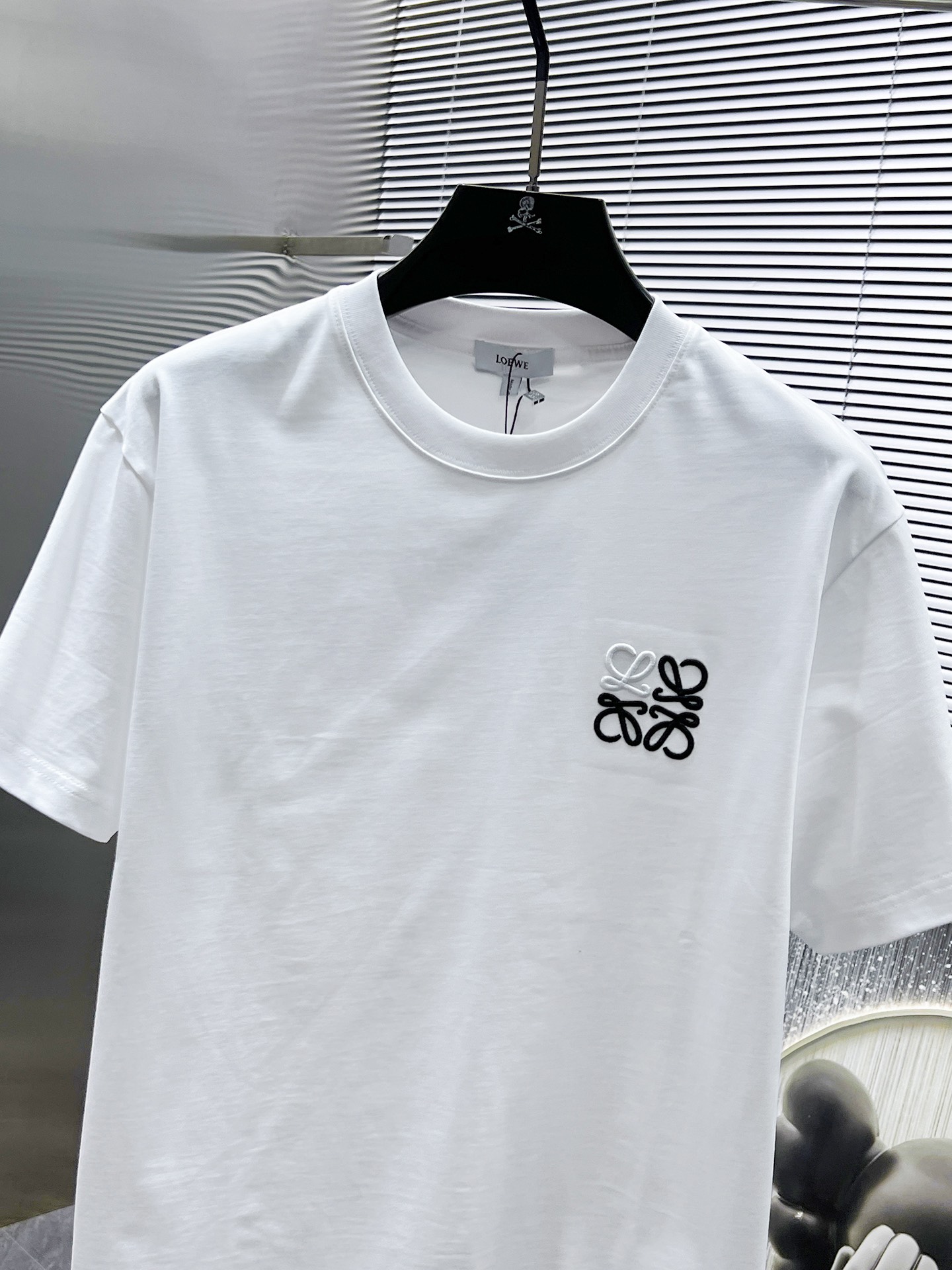 Loewe  T恤服装,loewe 4