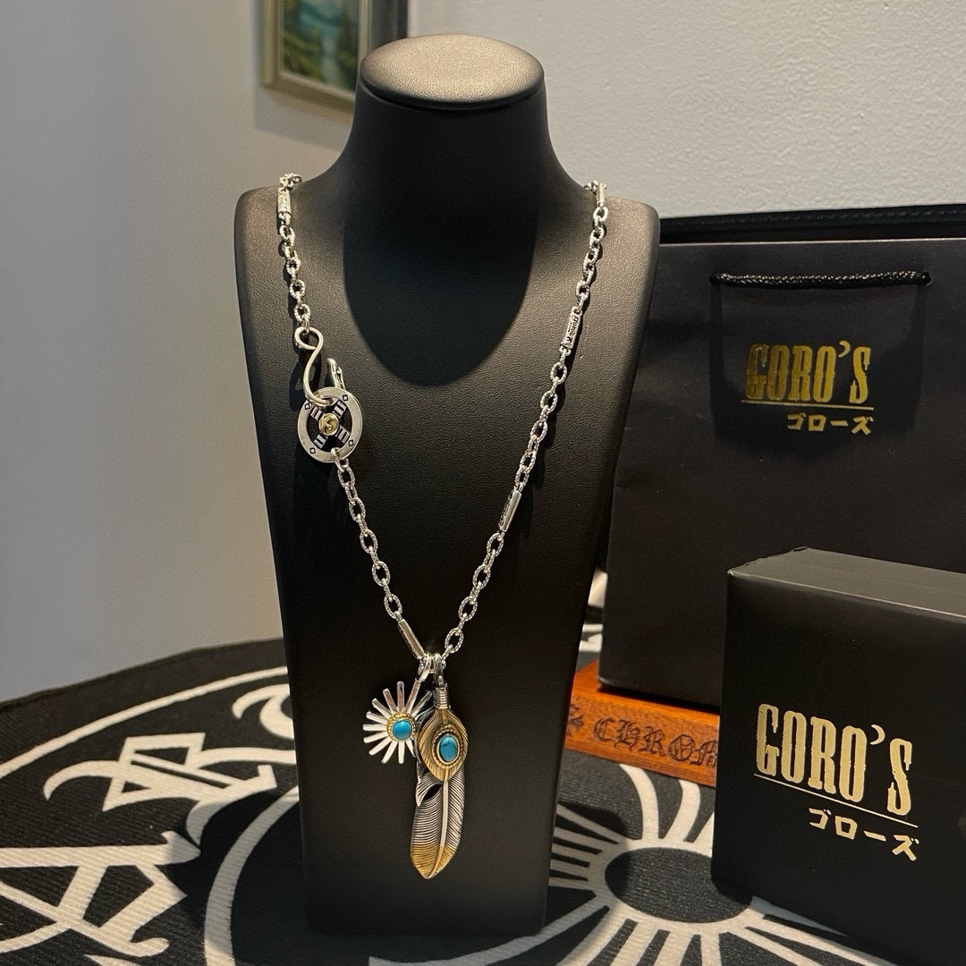 NO:112193,[New Products are on the Shelves] Goro’s Takahashi Goro’s Tsubashi Tsubashi Feather Pendant, Takahashi Classic Alphabet Bamboo Necklace, Top Version, Accepted Exclusive Shot, Focus on the High-end Market, Kuaishou/ins/Xiaohongshu Hot Style, absolutely different from the ordinary version!  The details of the picture product are consistent with ZP!  Original production process, precision quality, purely handmade, authentic model opening, fashion essentials, both men and women can wear, same couple style, rock punk silver style, retro elements, trendy and versatile, same style on the official website, fine jewelry, necklace19860909批【新品上架】Goro’s高桥吾郎松石松石羽毛吊坠,高桥经典字母竹节项链,顶级版本,认准独家拍摄,主攻高端市场 ,快手/ins/小红书热门款,绝对区别普通版本！图片产品细节与ZP一致！原版制作工艺 精工品质 纯手工打造 ～正品开模潮流时尚必备 男女均可佩戴 情侣款同款 摇滚朋克泰银风格 复古元素 潮流百搭 官网同款,饰品精品,necklace,Jewelry