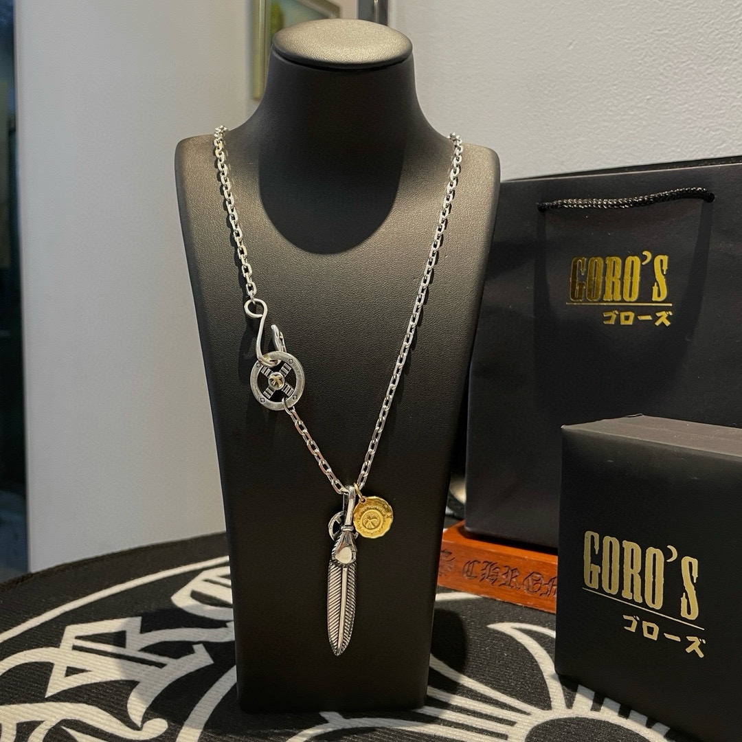 NO:108231,[New Products are on the Shelves] Goro Takahashi's classic necklace, feather pendant, top version, accurate exclusive shooting, focus on the high-end market, absolutely different from the ordinary version!  The details of the picture product are consistent with ZP!  Original production process, precision quality, purely handmade, authentic model opening, fashion essentials, both men and women can wear, same couple style, rock punk silver style, retro elements, trendy and versatile, same style on the official website, fine jewelry, necklace19860909【新品上架】Goro’s高桥吾郎经典项链 羽毛吊坠 顶级版本 认准独家拍摄 主攻高端市场 绝对区别普通版本！图片产品细节与ZP一致！原版制作工艺 精工品质 纯手工打造 ～正品开模潮流时尚必备 男女均可佩戴 情侣款同款 摇滚朋克泰银风格 复古元素 潮流百搭 官网同款,饰品精品,necklace,Jewelry