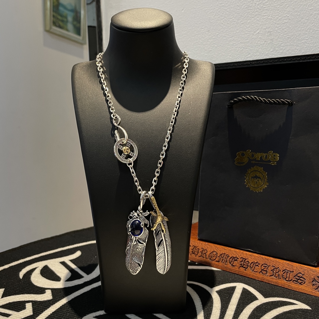 NO:108212,[New Products are on the Shelves] Goro’s Takahashi Goro Eagle Melon Feather Pendant, Takahashi Classic Necklace, Top Version, Accepted Exclusive Shooting, Focus on the High-end Market, Kuaishou/ins/Xiaohongshu popular models, absolutely different from ordinary versions!  The details of the picture product are consistent with ZP!  Original production process, precision quality, purely handmade, authentic model opening, fashion essentials, both men and women can wear, same couple style, rock punk silver style, retro elements, trendy and versatile, same style on the official website, fine jewelry, necklace19860909批【新品上架】Goro’s高桥吾郎鹰瓜羽毛吊坠,高桥经典项链,顶级版本,认准独家拍摄,主攻高端市场 ,快手/ins/小红书热门款,绝对区别普通版本！图片产品细节与ZP一致！原版制作工艺 精工品质 纯手工打造 ～正品开模潮流时尚必备 男女均可佩戴 情侣款同款 摇滚朋克泰银风格 复古元素 潮流百搭 官网同款,饰品精品,necklace,Jewelry