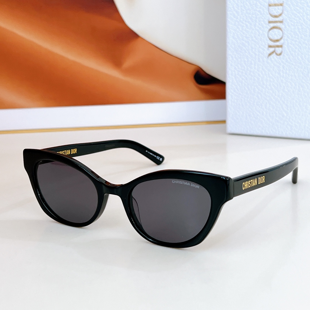  DIOR Midnight B2I
SIZE：53-19-145
🔝🔝
